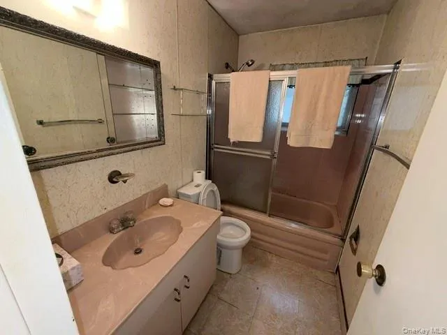 1209 Udall Road, Islip, NY, 3 Bedrooms Bedrooms, 6 Rooms Rooms,1 BathroomBathrooms,Residential,For Rent,Udall,0,1055230 1209 Udall Road, Islip, NY, 3 Bedrooms Bedrooms, 6 Rooms Rooms,1 BathroomBathrooms,Residential,For Rent,Udall,0,1055230