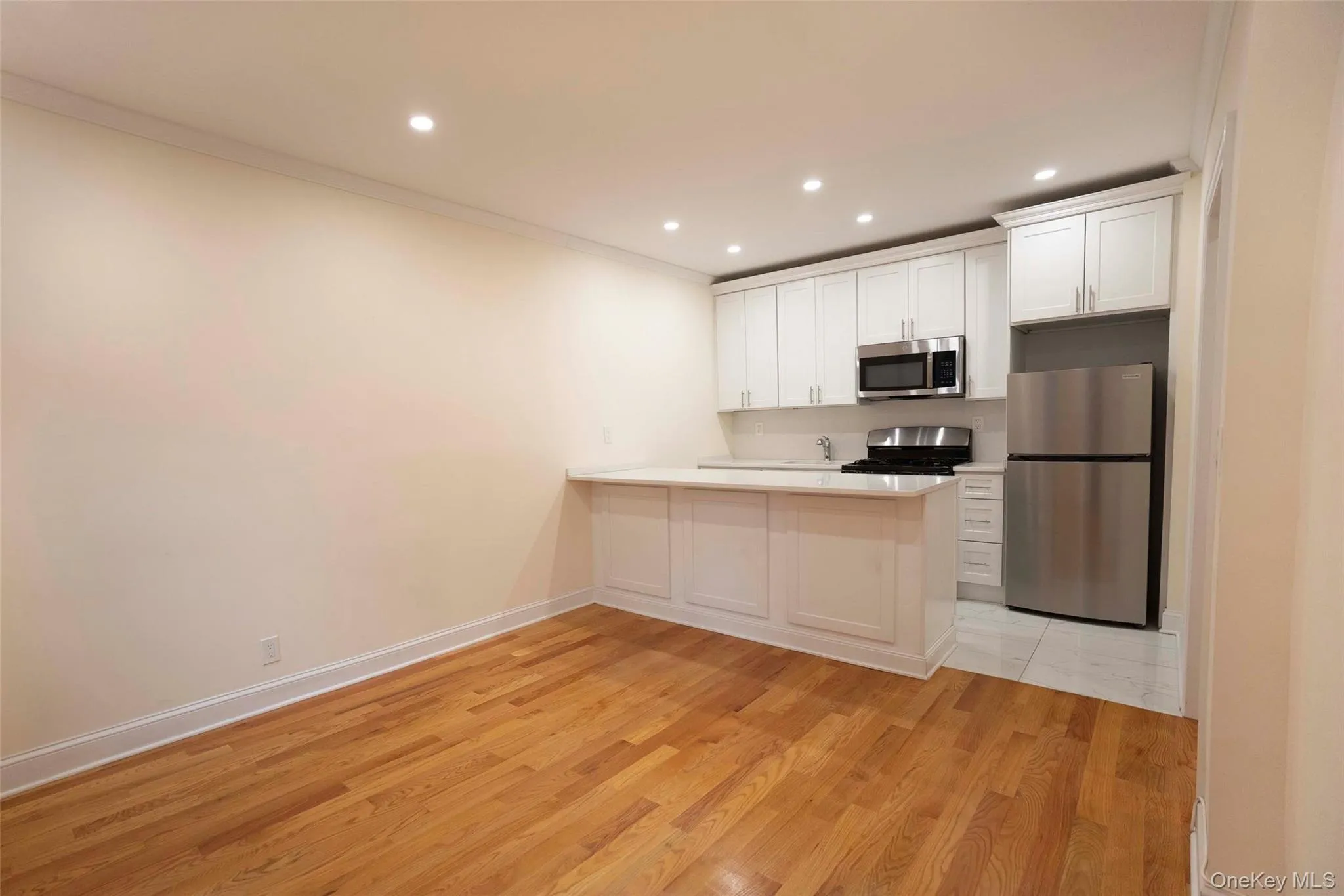 83-52 Talbot Street, New York, NY, 1 Bedroom Bedrooms, 5 Rooms Rooms,1 BathroomBathrooms,Residential Lease,For Rent,Talbot,0,1055232 83-52 Talbot Street, New York, NY, 1 Bedroom Bedrooms, 5 Rooms Rooms,1 BathroomBathrooms,Residential Lease,For Rent,Talbot,0,1055232