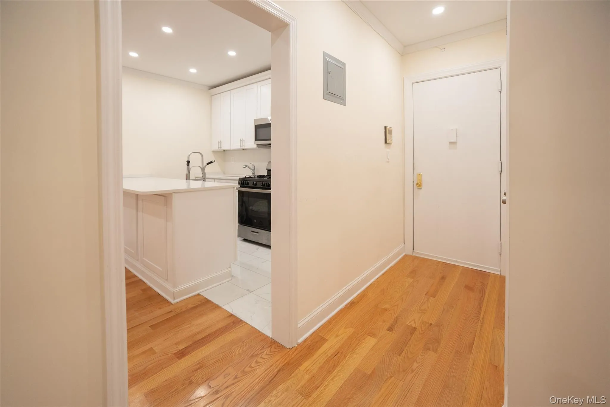 83-52 Talbot Street, New York, NY, 1 Bedroom Bedrooms, 5 Rooms Rooms,1 BathroomBathrooms,Residential Lease,For Rent,Talbot,0,1055232 83-52 Talbot Street, New York, NY, 1 Bedroom Bedrooms, 5 Rooms Rooms,1 BathroomBathrooms,Residential Lease,For Rent,Talbot,0,1055232