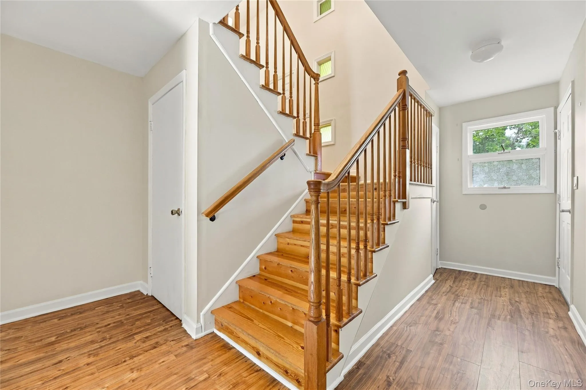 39 Clintonwood Drive, New Windsor, NY, 5 Bedrooms Bedrooms, 11 Rooms Rooms,3 BathroomsBathrooms,Residential,For Rent,Clintonwood,0,1055234 39 Clintonwood Drive, New Windsor, NY, 5 Bedrooms Bedrooms, 11 Rooms Rooms,3 BathroomsBathrooms,Residential,For Rent,Clintonwood,0,1055234
