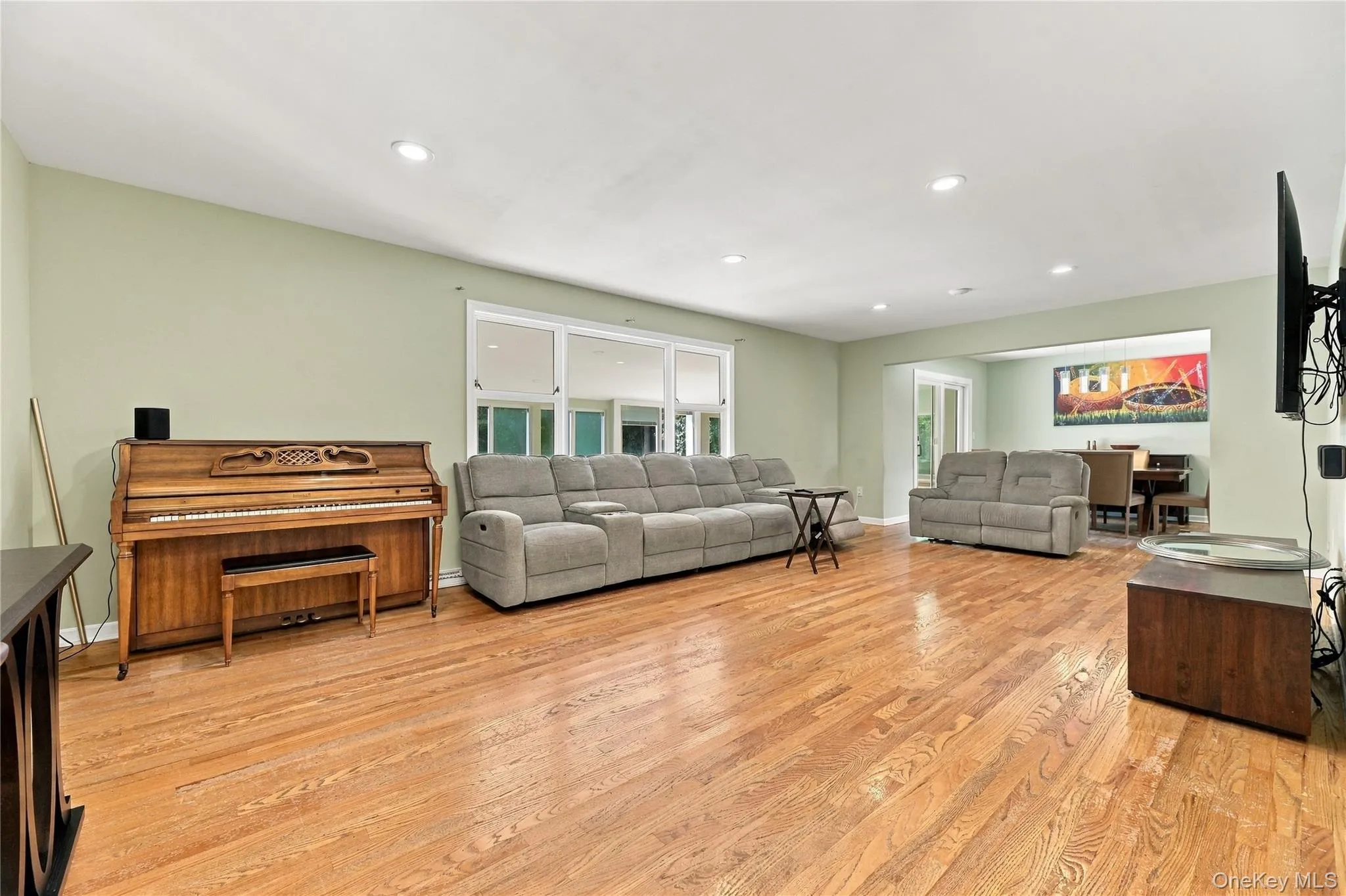 39 Clintonwood Drive, New Windsor, NY, 5 Bedrooms Bedrooms, 11 Rooms Rooms,3 BathroomsBathrooms,Residential,For Rent,Clintonwood,0,1055234 39 Clintonwood Drive, New Windsor, NY, 5 Bedrooms Bedrooms, 11 Rooms Rooms,3 BathroomsBathrooms,Residential,For Rent,Clintonwood,0,1055234
