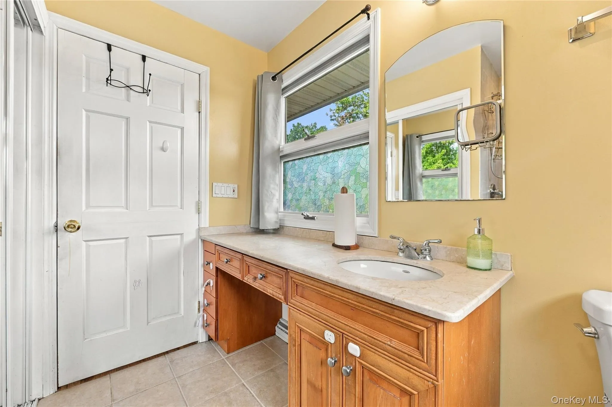 39 Clintonwood Drive, New Windsor, NY, 5 Bedrooms Bedrooms, 11 Rooms Rooms,3 BathroomsBathrooms,Residential,For Rent,Clintonwood,0,1055234 39 Clintonwood Drive, New Windsor, NY, 5 Bedrooms Bedrooms, 11 Rooms Rooms,3 BathroomsBathrooms,Residential,For Rent,Clintonwood,0,1055234