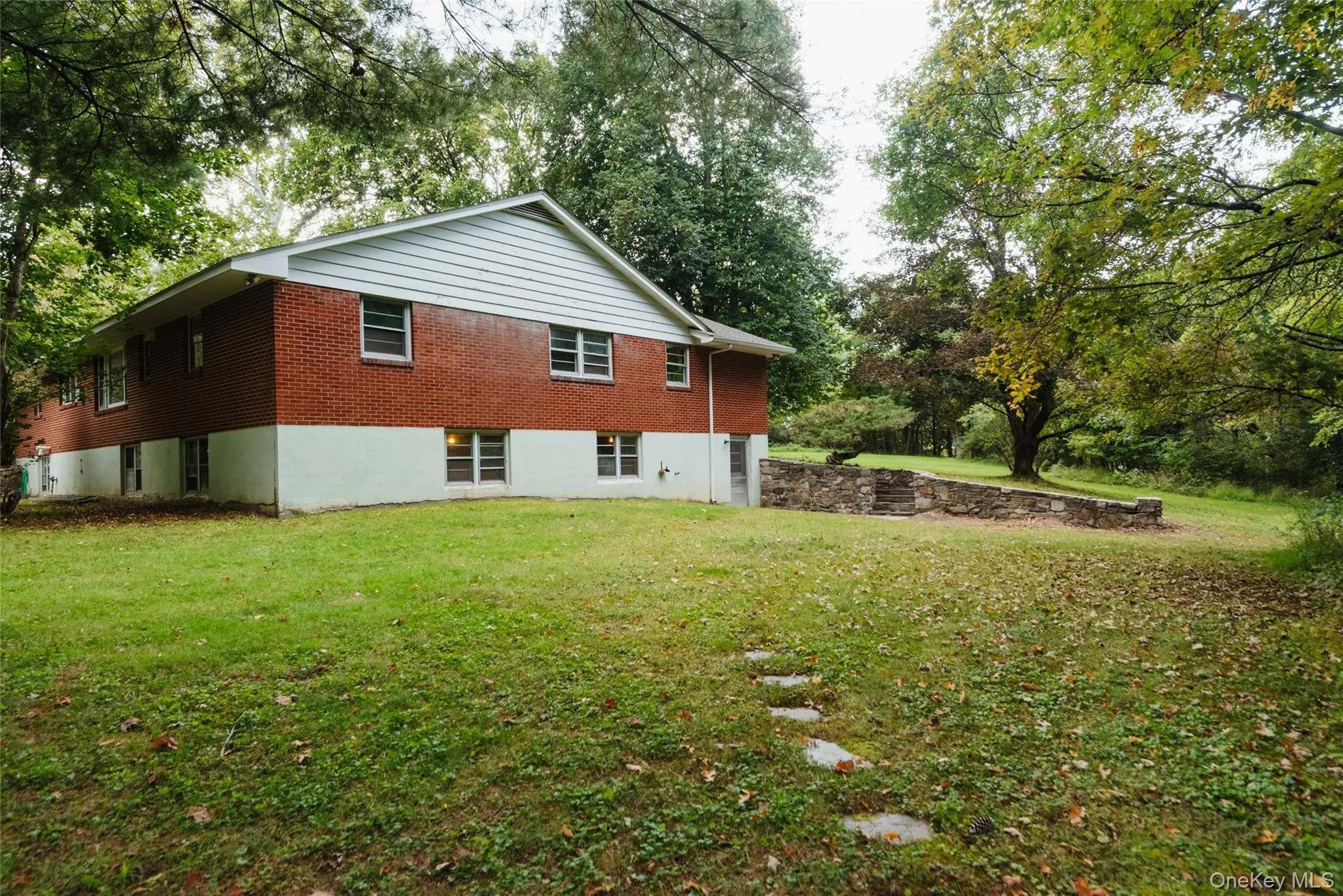 13 Edgewood Drive, New Paltz, NY, 4 Bedrooms Bedrooms, 7 Rooms Rooms,3 BathroomsBathrooms,Residential,For Rent,Edgewood,0,1055245 13 Edgewood Drive, New Paltz, NY, 4 Bedrooms Bedrooms, 7 Rooms Rooms,3 BathroomsBathrooms,Residential,For Rent,Edgewood,0,1055245