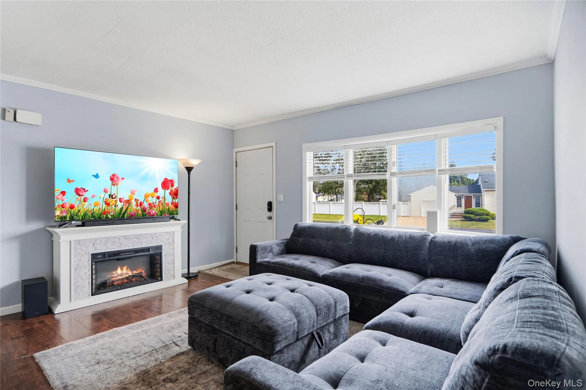 162 Carlls Path, Babylon, NY, 3 Bedrooms Bedrooms, 5 Rooms Rooms,1 BathroomBathrooms,Residential,For Rent,Carlls,0,1055251 162 Carlls Path, Babylon, NY, 3 Bedrooms Bedrooms, 5 Rooms Rooms,1 BathroomBathrooms,Residential,For Rent,Carlls,0,1055251