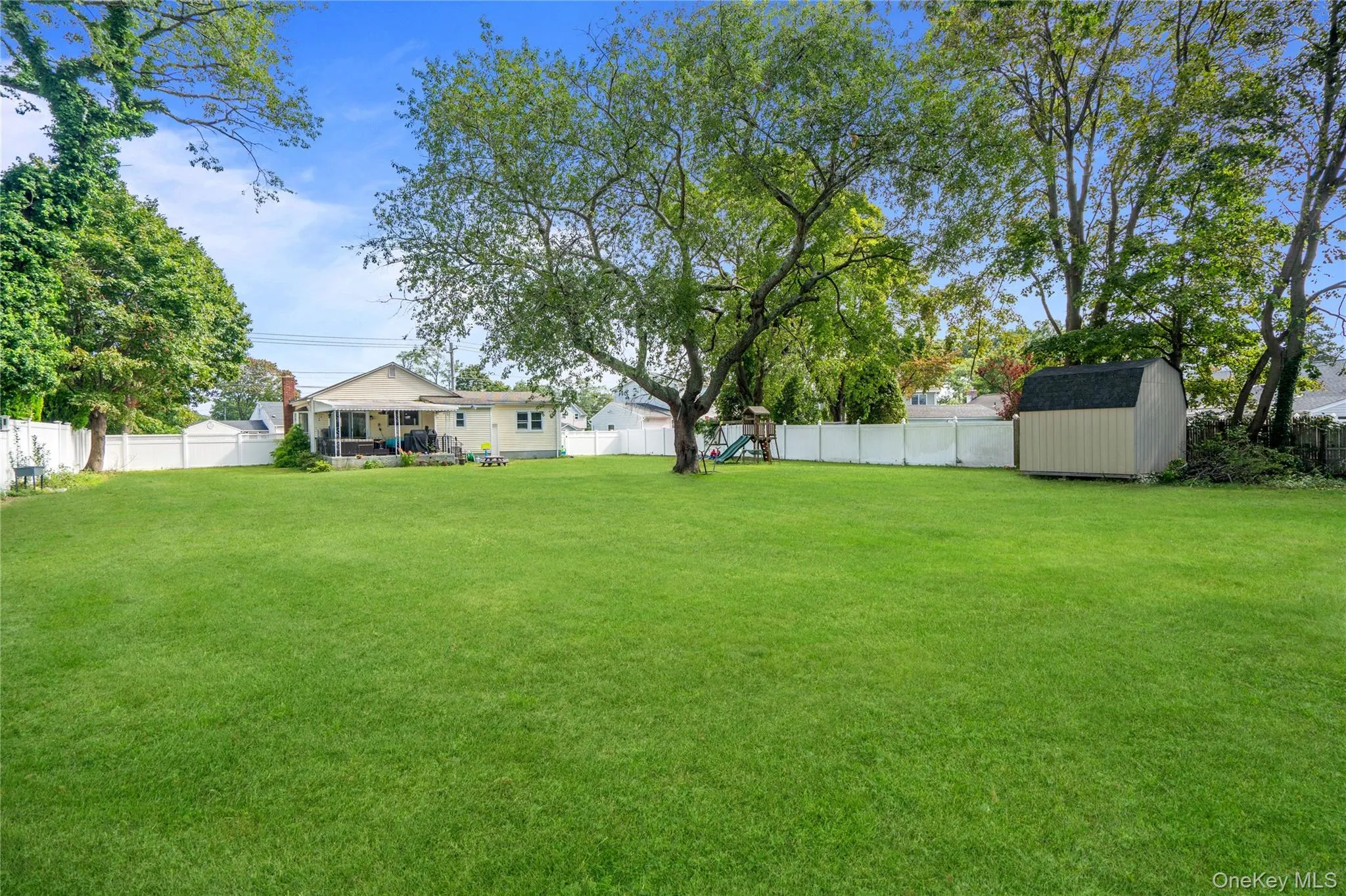 162 Carlls Path, Babylon, NY, 3 Bedrooms Bedrooms, 5 Rooms Rooms,1 BathroomBathrooms,Residential,For Rent,Carlls,0,1055251 162 Carlls Path, Babylon, NY, 3 Bedrooms Bedrooms, 5 Rooms Rooms,1 BathroomBathrooms,Residential,For Rent,Carlls,0,1055251