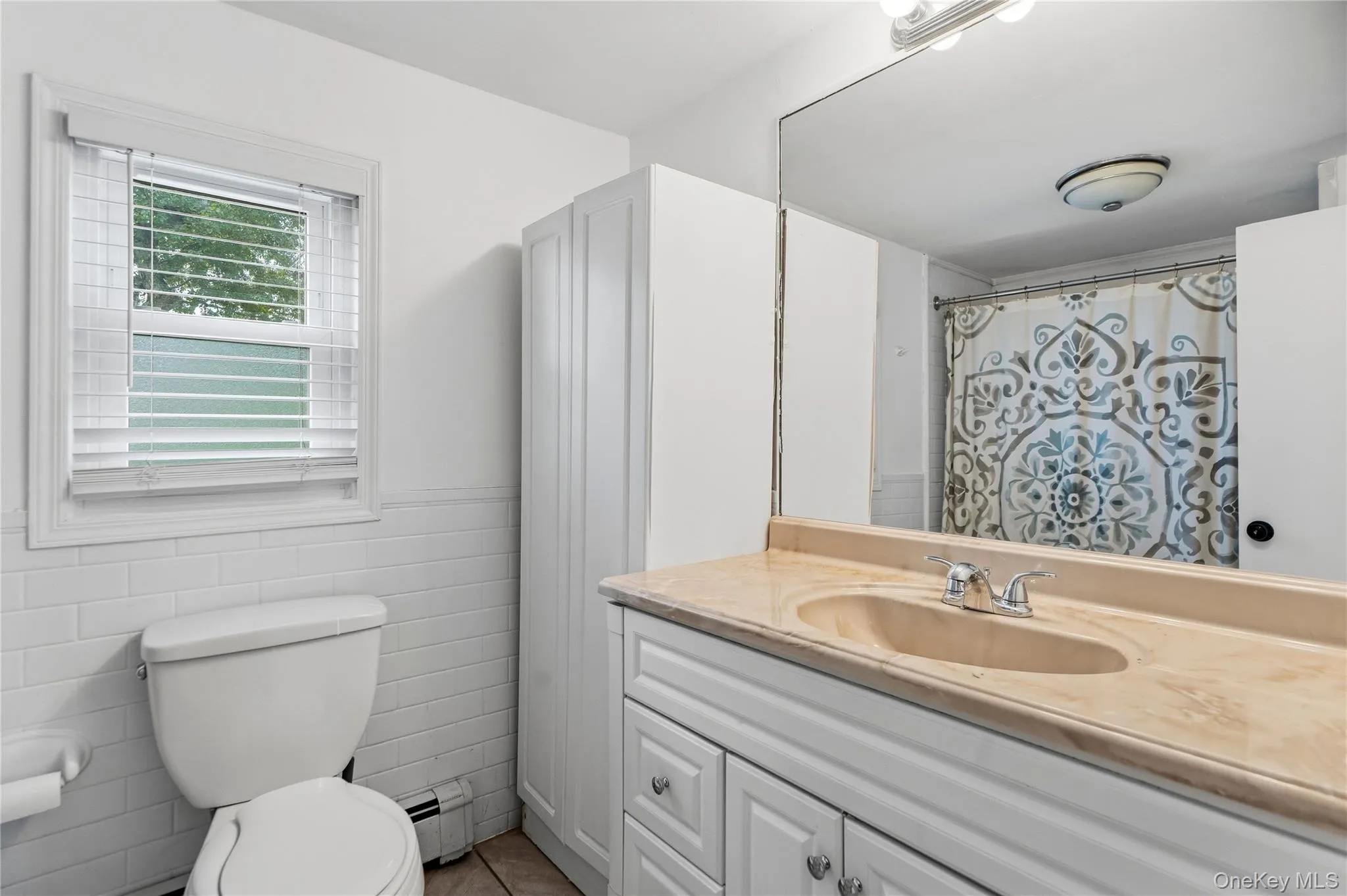 162 Carlls Path, Babylon, NY, 3 Bedrooms Bedrooms, 5 Rooms Rooms,1 BathroomBathrooms,Residential,For Rent,Carlls,0,1055251 162 Carlls Path, Babylon, NY, 3 Bedrooms Bedrooms, 5 Rooms Rooms,1 BathroomBathrooms,Residential,For Rent,Carlls,0,1055251