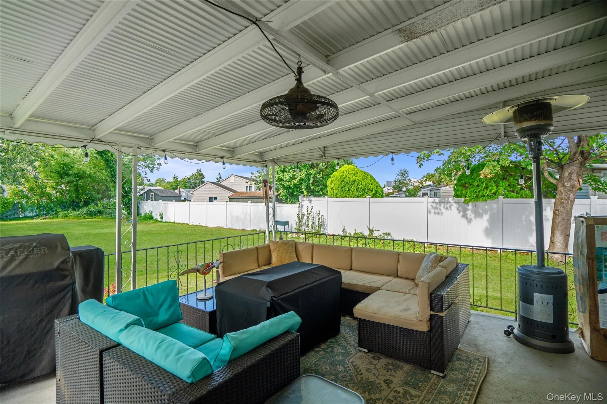 162 Carlls Path, Babylon, NY, 3 Bedrooms Bedrooms, 5 Rooms Rooms,1 BathroomBathrooms,Residential,For Rent,Carlls,0,1055251 162 Carlls Path, Babylon, NY, 3 Bedrooms Bedrooms, 5 Rooms Rooms,1 BathroomBathrooms,Residential,For Rent,Carlls,0,1055251