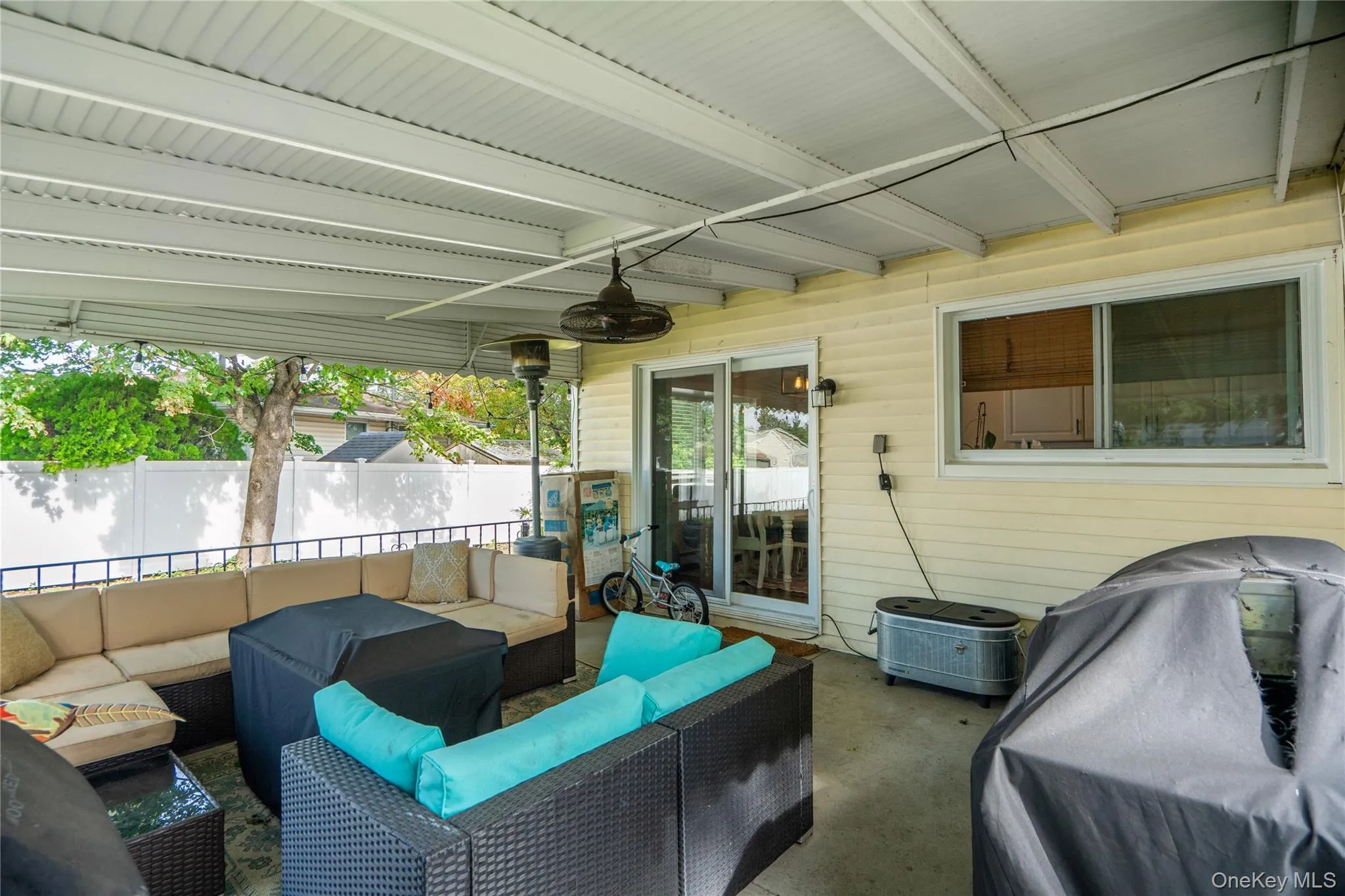 162 Carlls Path, Babylon, NY, 3 Bedrooms Bedrooms, 5 Rooms Rooms,1 BathroomBathrooms,Residential,For Rent,Carlls,0,1055251 162 Carlls Path, Babylon, NY, 3 Bedrooms Bedrooms, 5 Rooms Rooms,1 BathroomBathrooms,Residential,For Rent,Carlls,0,1055251