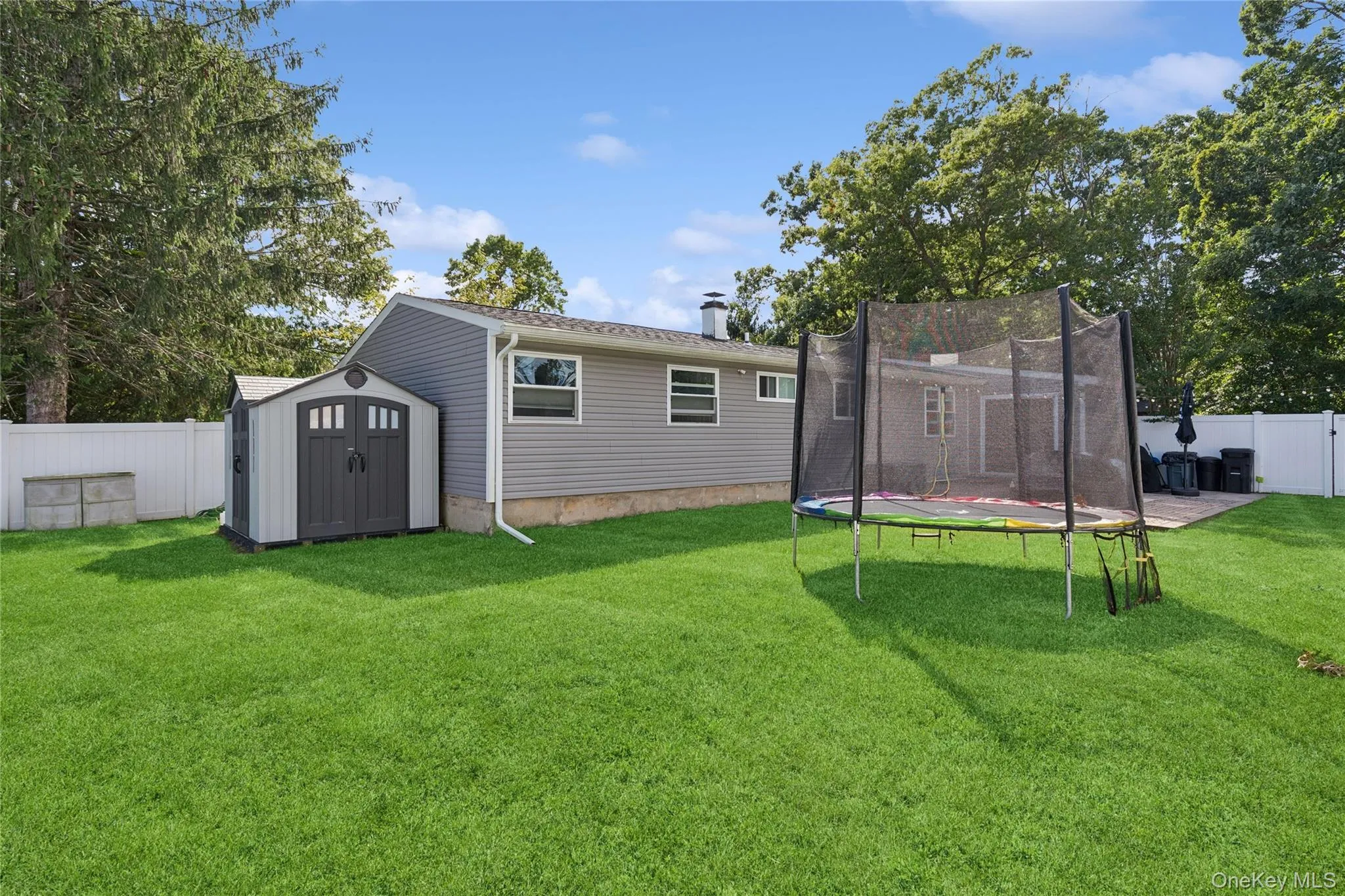 47 Rexmere Avenue, Brookhaven, NY, 3 Bedrooms Bedrooms, 8 Rooms Rooms,1 BathroomBathrooms,Residential,For Rent,Rexmere,0,1055253 47 Rexmere Avenue, Brookhaven, NY, 3 Bedrooms Bedrooms, 8 Rooms Rooms,1 BathroomBathrooms,Residential,For Rent,Rexmere,0,1055253