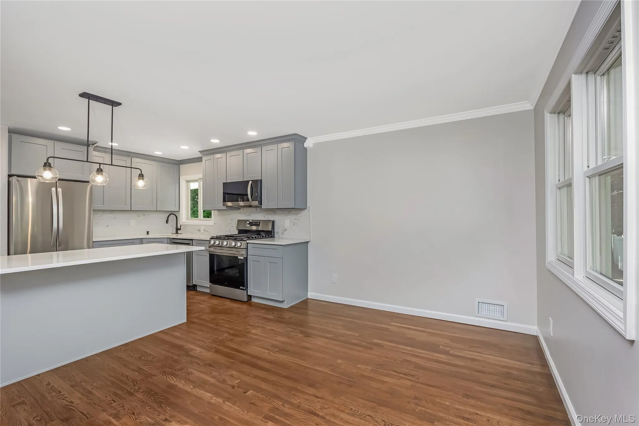 145 Lenore Lane, Brookhaven, NY, 4 Bedrooms Bedrooms, 8 Rooms Rooms,2 BathroomsBathrooms,Residential,For Rent,Lenore,0,1055258 145 Lenore Lane, Brookhaven, NY, 4 Bedrooms Bedrooms, 8 Rooms Rooms,2 BathroomsBathrooms,Residential,For Rent,Lenore,0,1055258