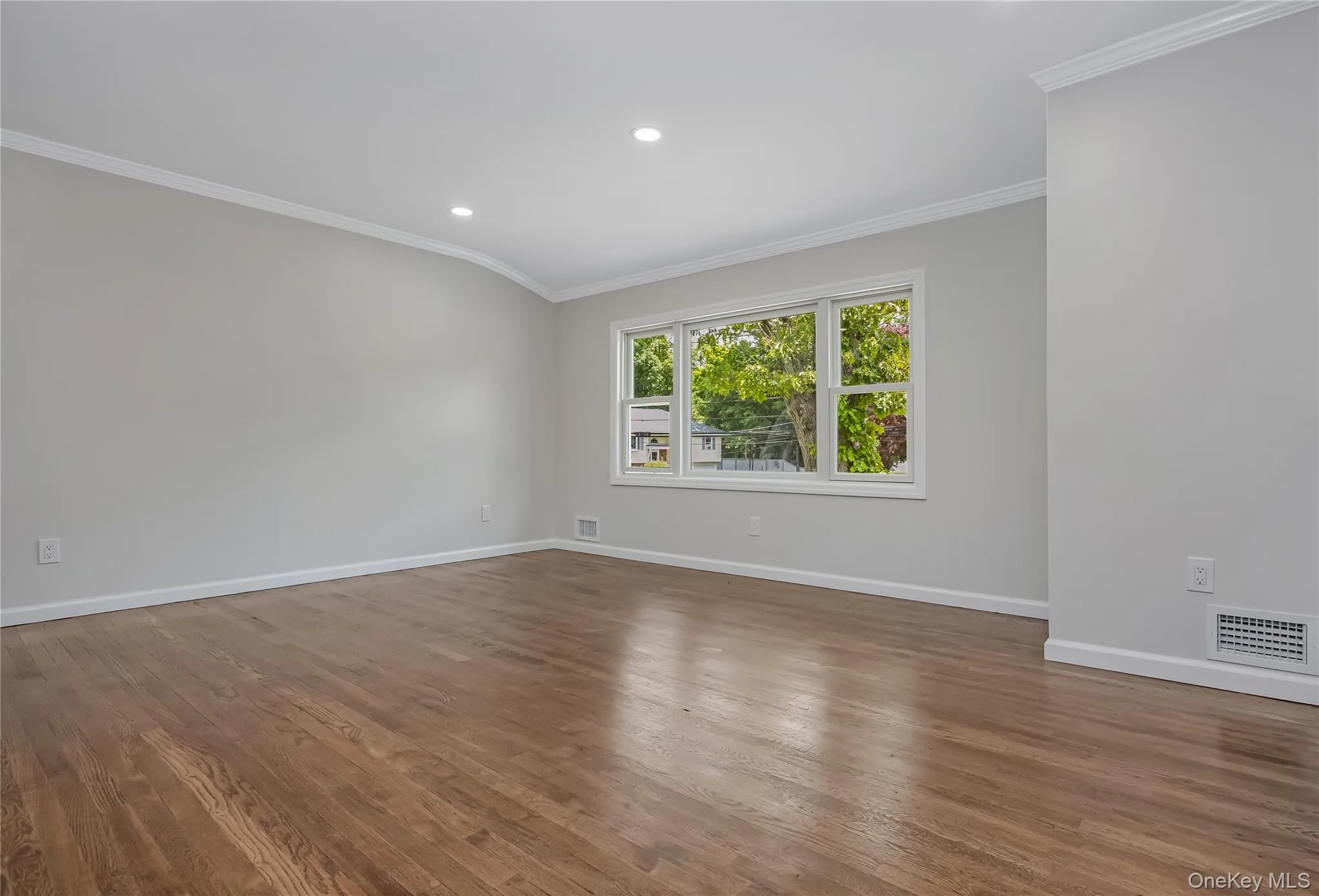 145 Lenore Lane, Brookhaven, NY, 4 Bedrooms Bedrooms, 8 Rooms Rooms,2 BathroomsBathrooms,Residential,For Rent,Lenore,0,1055258 145 Lenore Lane, Brookhaven, NY, 4 Bedrooms Bedrooms, 8 Rooms Rooms,2 BathroomsBathrooms,Residential,For Rent,Lenore,0,1055258