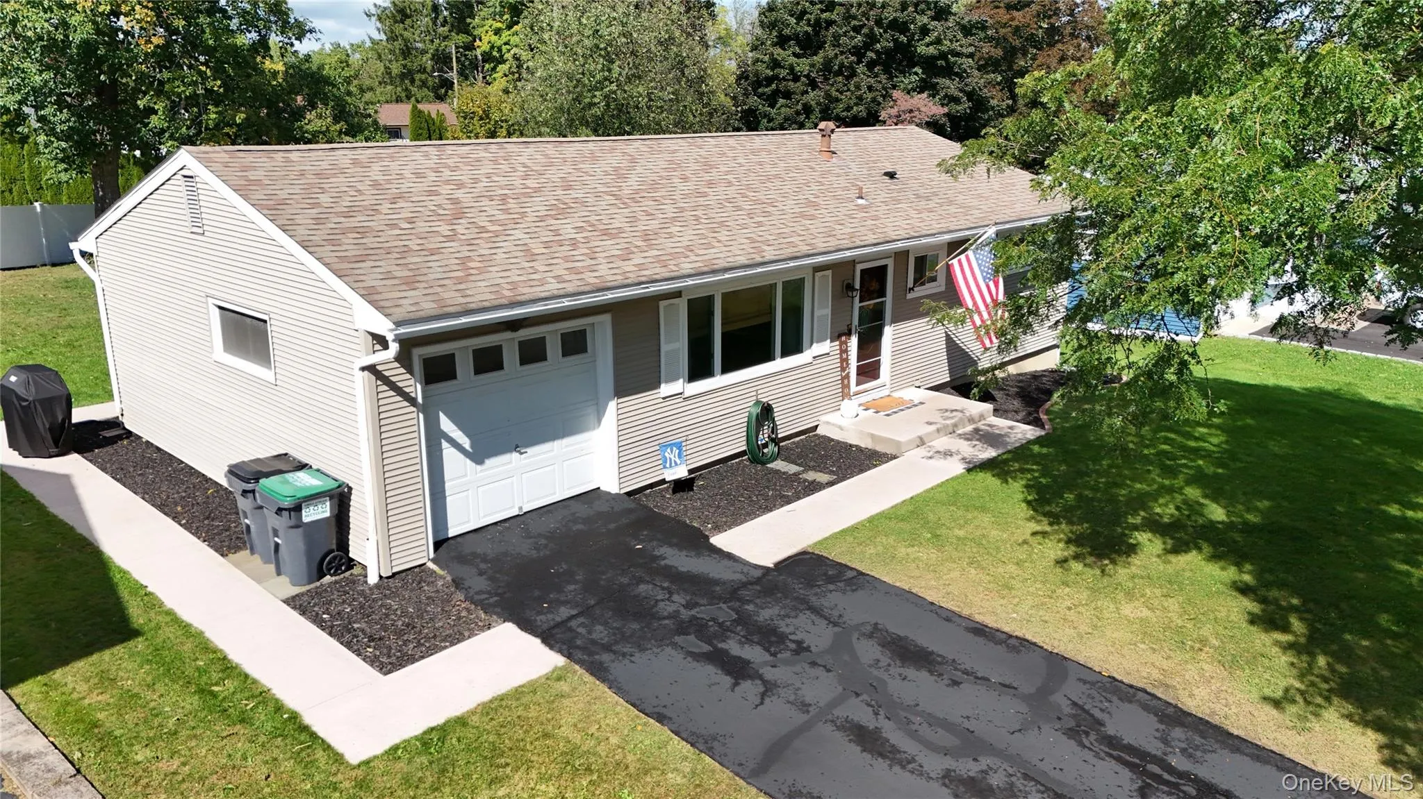 8 Keystone Park, Middletown, NY, 3 Bedrooms Bedrooms, 6 Rooms Rooms,1 BathroomBathrooms,Residential,For Rent,Keystone,0,1055264 8 Keystone Park, Middletown, NY, 3 Bedrooms Bedrooms, 6 Rooms Rooms,1 BathroomBathrooms,Residential,For Rent,Keystone,0,1055264