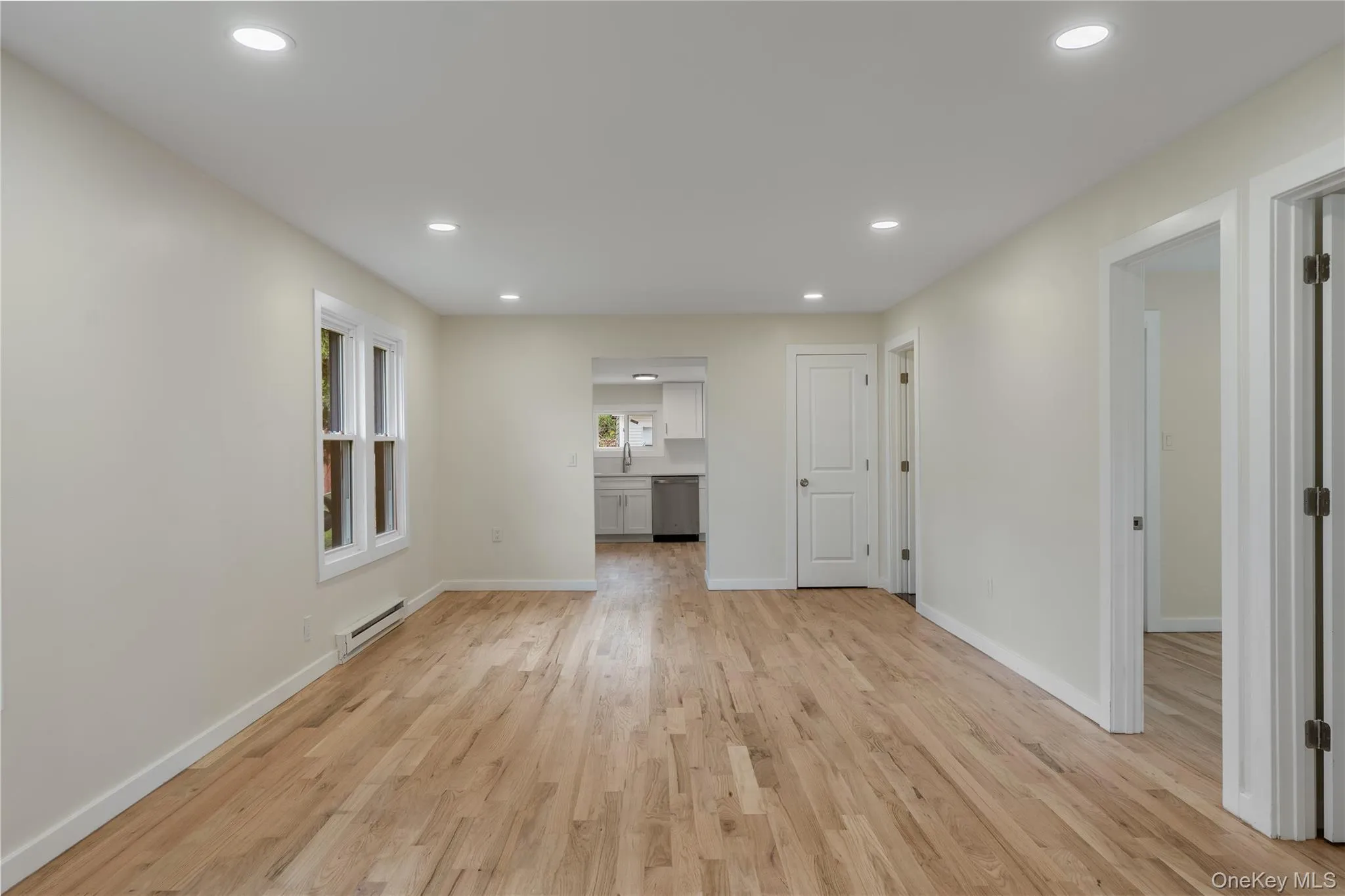 22 Seybolt Avenue, Mount Hope, NY, 2 Bedrooms Bedrooms, 6 Rooms Rooms,1 BathroomBathrooms,Residential,For Rent,Seybolt,0,1055266 22 Seybolt Avenue, Mount Hope, NY, 2 Bedrooms Bedrooms, 6 Rooms Rooms,1 BathroomBathrooms,Residential,For Rent,Seybolt,0,1055266