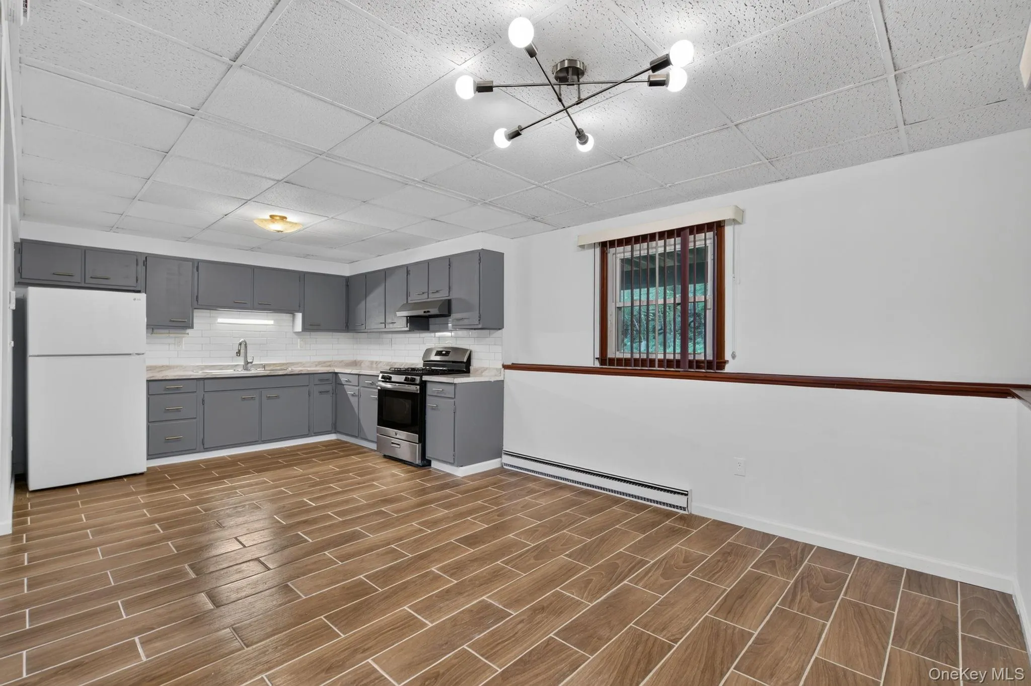 155 Stoneleigh Avenue, Carmel, NY, 2 Bedroom Bedrooms, 4 Room Rooms,1 BathroomBathrooms,Residential Lease,For Rent,Stoneleigh,0,1055267 155 Stoneleigh Avenue, Carmel, NY, 2 Bedroom Bedrooms, 4 Room Rooms,1 BathroomBathrooms,Residential Lease,For Rent,Stoneleigh,0,1055267