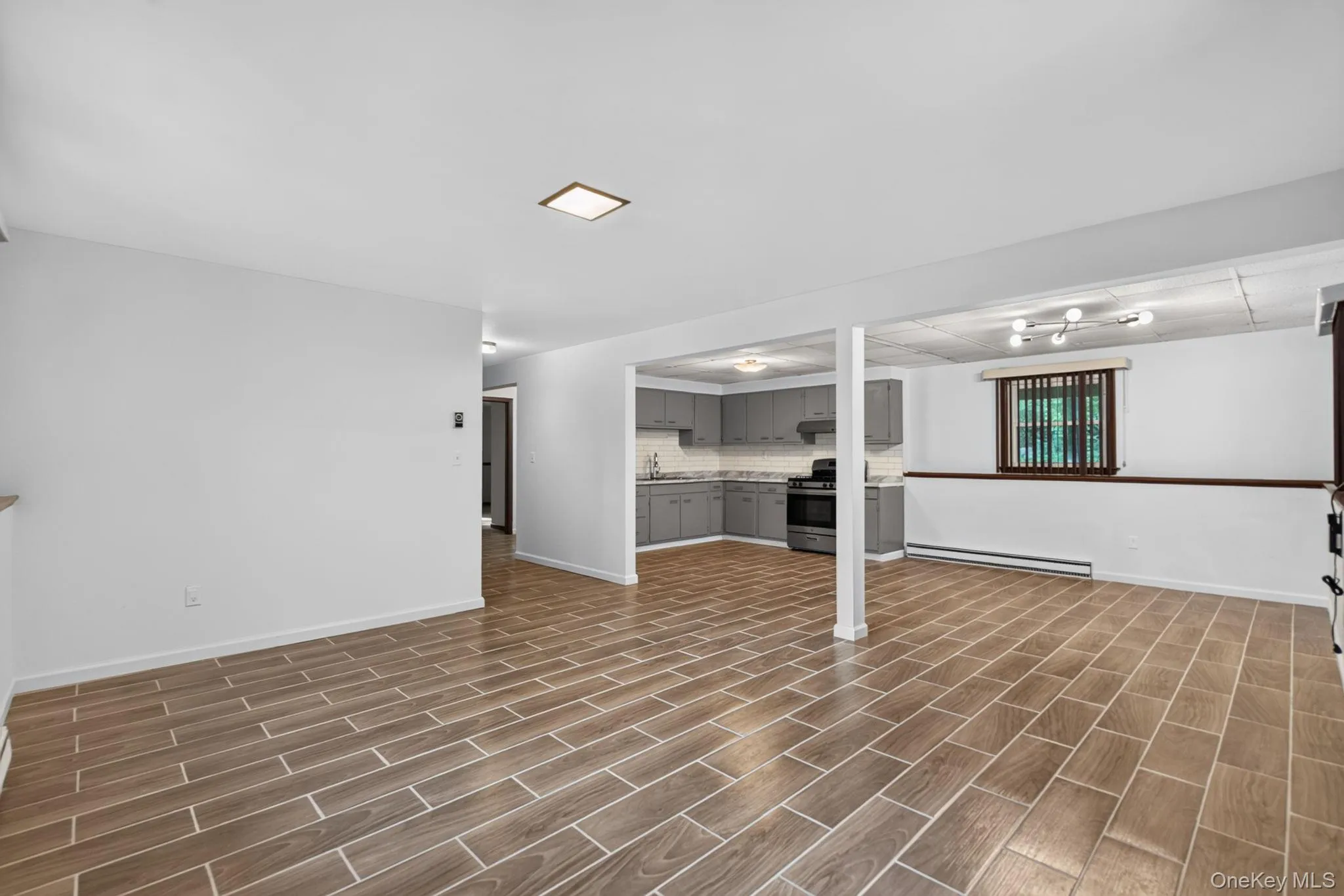 155 Stoneleigh Avenue, Carmel, NY, 2 Bedroom Bedrooms, 4 Room Rooms,1 BathroomBathrooms,Residential Lease,For Rent,Stoneleigh,0,1055267 155 Stoneleigh Avenue, Carmel, NY, 2 Bedroom Bedrooms, 4 Room Rooms,1 BathroomBathrooms,Residential Lease,For Rent,Stoneleigh,0,1055267