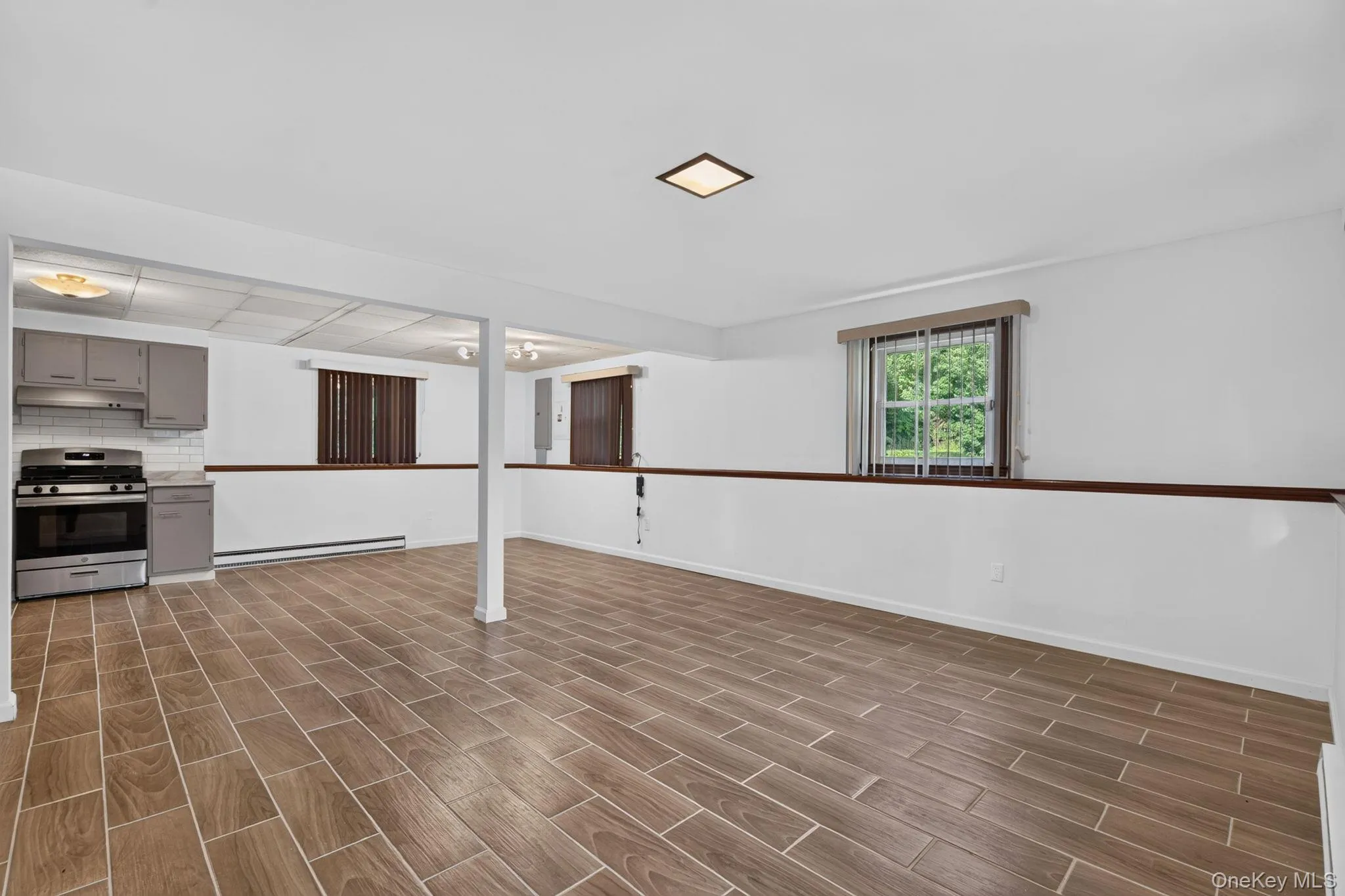 155 Stoneleigh Avenue, Carmel, NY, 2 Bedroom Bedrooms, 4 Room Rooms,1 BathroomBathrooms,Residential Lease,For Rent,Stoneleigh,0,1055267 155 Stoneleigh Avenue, Carmel, NY, 2 Bedroom Bedrooms, 4 Room Rooms,1 BathroomBathrooms,Residential Lease,For Rent,Stoneleigh,0,1055267