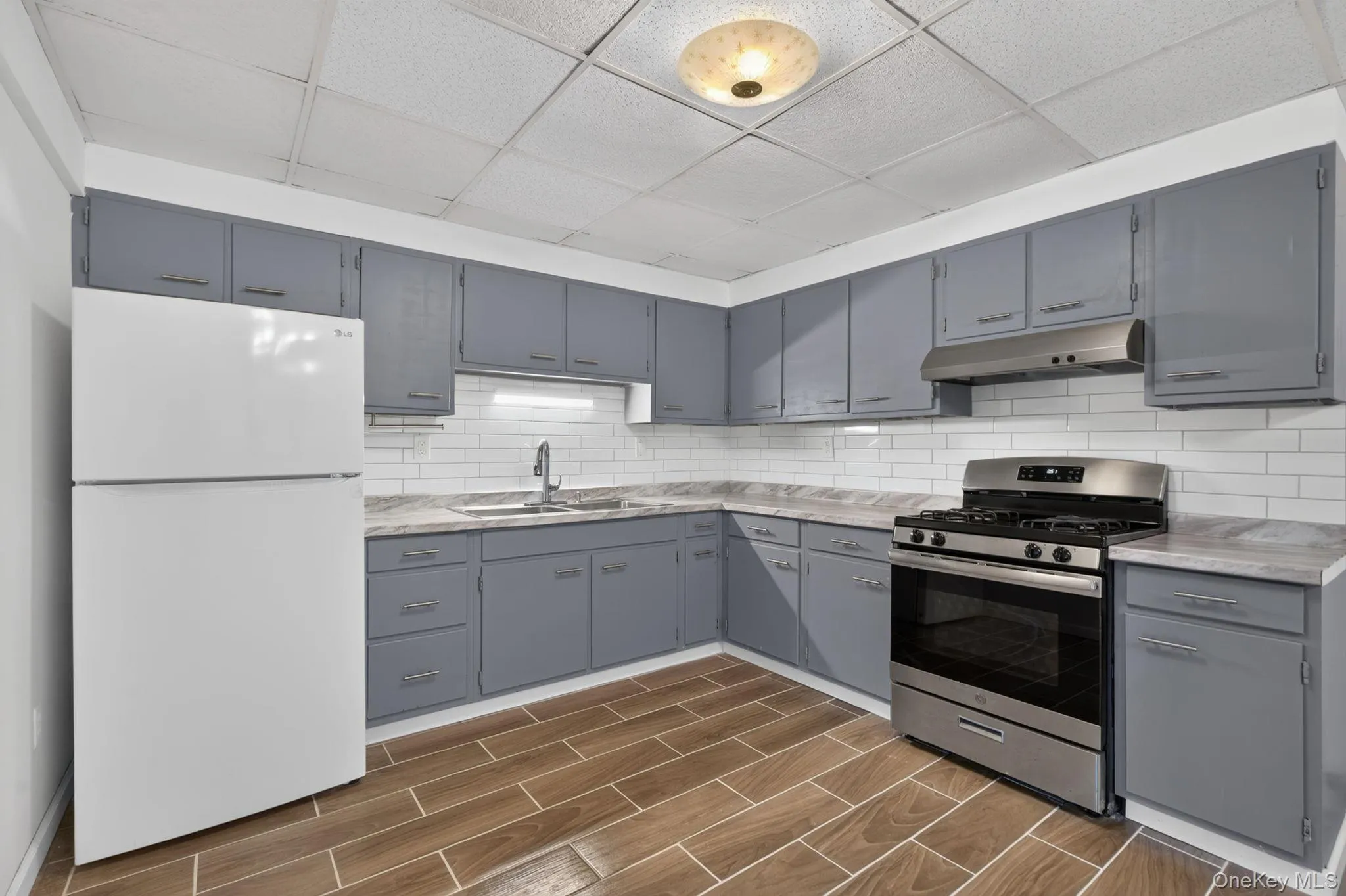 155 Stoneleigh Avenue, Carmel, NY, 2 Bedroom Bedrooms, 4 Room Rooms,1 BathroomBathrooms,Residential Lease,For Rent,Stoneleigh,0,1055267 155 Stoneleigh Avenue, Carmel, NY, 2 Bedroom Bedrooms, 4 Room Rooms,1 BathroomBathrooms,Residential Lease,For Rent,Stoneleigh,0,1055267