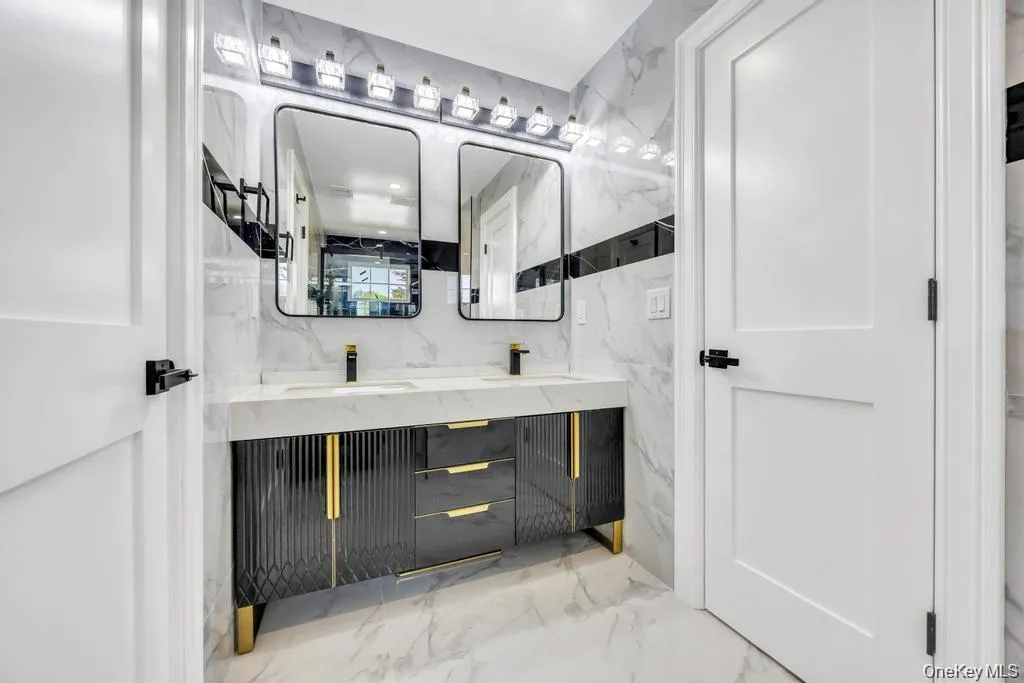 71 cedar Street, Oyster Bay, NY, 5 Bedrooms Bedrooms, 10 Rooms Rooms,5 BathroomsBathrooms,Residential,For Rent,cedar,0,1055269 71 cedar Street, Oyster Bay, NY, 5 Bedrooms Bedrooms, 10 Rooms Rooms,5 BathroomsBathrooms,Residential,For Rent,cedar,0,1055269