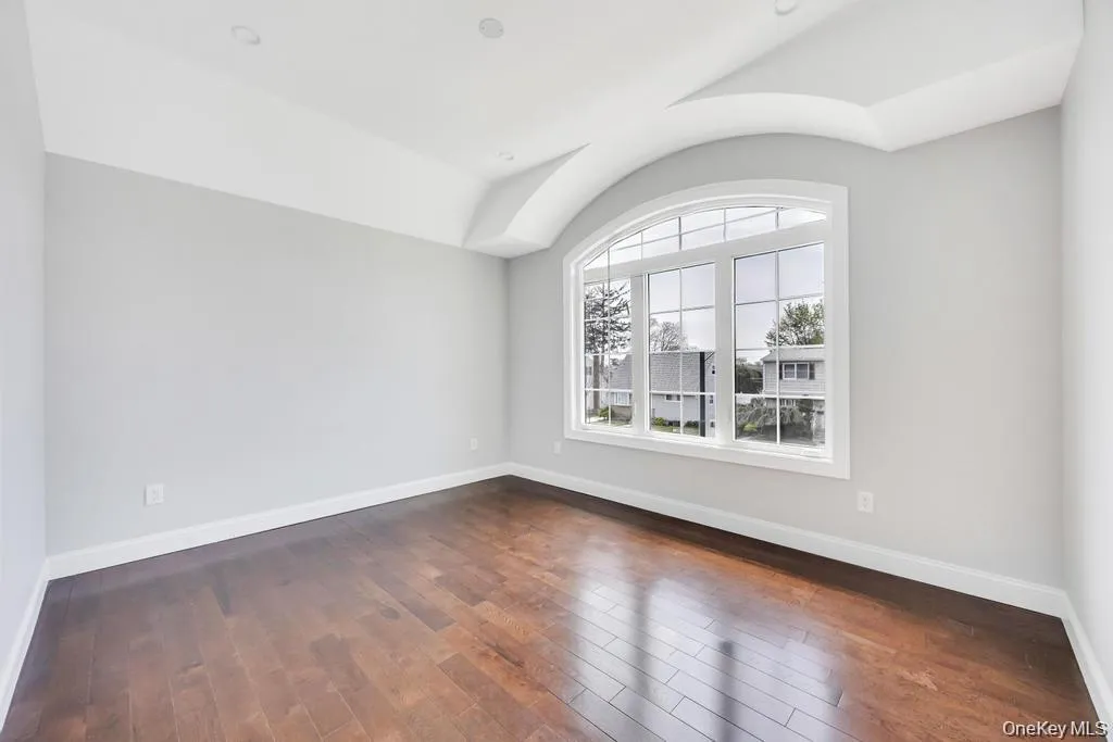 71 cedar Street, Oyster Bay, NY, 5 Bedrooms Bedrooms, 10 Rooms Rooms,5 BathroomsBathrooms,Residential,For Rent,cedar,0,1055269 71 cedar Street, Oyster Bay, NY, 5 Bedrooms Bedrooms, 10 Rooms Rooms,5 BathroomsBathrooms,Residential,For Rent,cedar,0,1055269