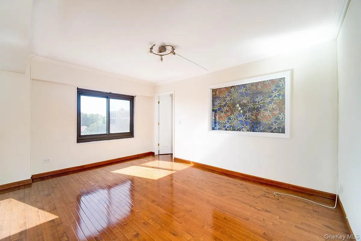 119-49 Union Turnpike, New York, NY, 2 Bedrooms Bedrooms, 5 Rooms Rooms,1 BathroomBathrooms,Residential,For Rent,Union Turnpike,0,1055270 119-49 Union Turnpike, New York, NY, 2 Bedrooms Bedrooms, 5 Rooms Rooms,1 BathroomBathrooms,Residential,For Rent,Union Turnpike,0,1055270