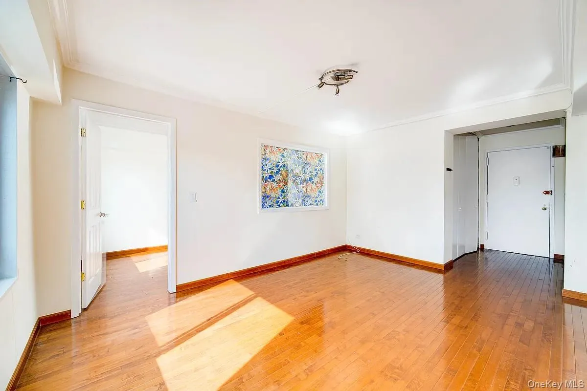 119-49 Union Turnpike, New York, NY, 2 Bedrooms Bedrooms, 5 Rooms Rooms,1 BathroomBathrooms,Residential,For Rent,Union Turnpike,0,1055270 119-49 Union Turnpike, New York, NY, 2 Bedrooms Bedrooms, 5 Rooms Rooms,1 BathroomBathrooms,Residential,For Rent,Union Turnpike,0,1055270