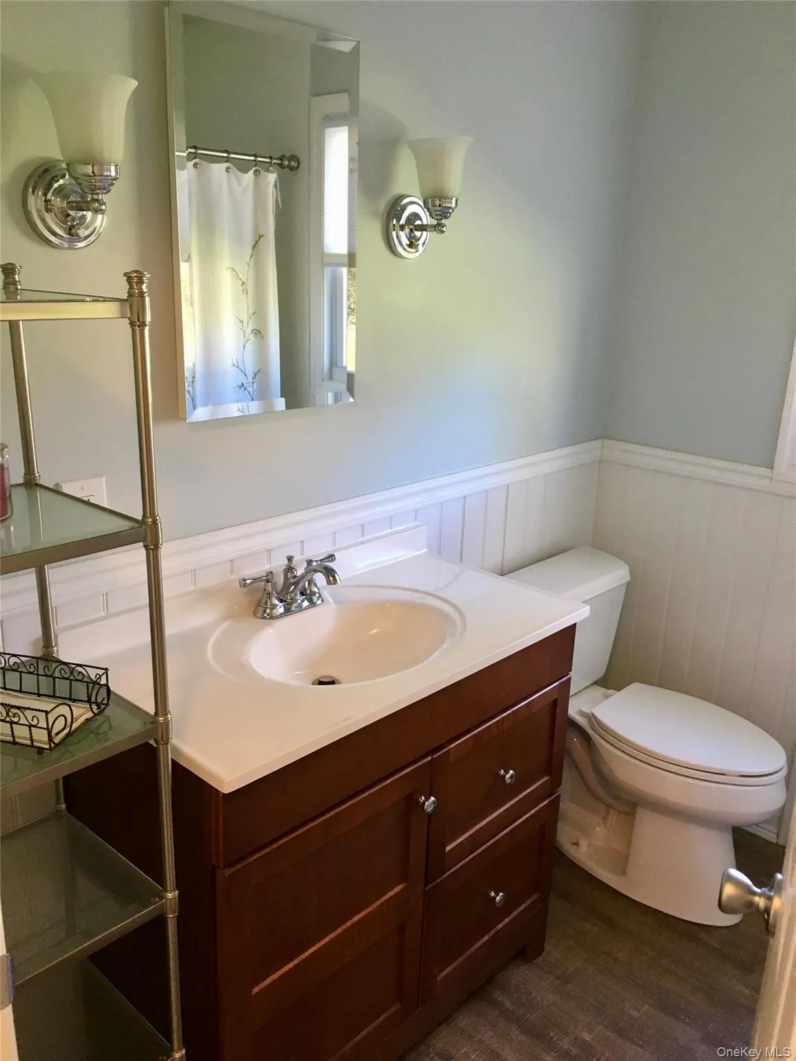 28 Summit Avenue, Huntington, NY, 4 Bedrooms Bedrooms, 8 Rooms Rooms,2 BathroomsBathrooms,Residential Lease,For Rent,Summit,0,1055274 28 Summit Avenue, Huntington, NY, 4 Bedrooms Bedrooms, 8 Rooms Rooms,2 BathroomsBathrooms,Residential Lease,For Rent,Summit,0,1055274