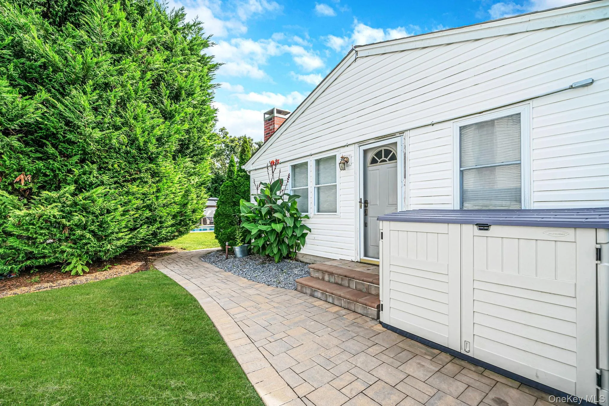19 Pritchard Crescent, Brookhaven, NY, 4 Bedrooms Bedrooms, 9 Rooms Rooms,2 BathroomsBathrooms,Residential,For Rent,Pritchard,0,1055277 19 Pritchard Crescent, Brookhaven, NY, 4 Bedrooms Bedrooms, 9 Rooms Rooms,2 BathroomsBathrooms,Residential,For Rent,Pritchard,0,1055277