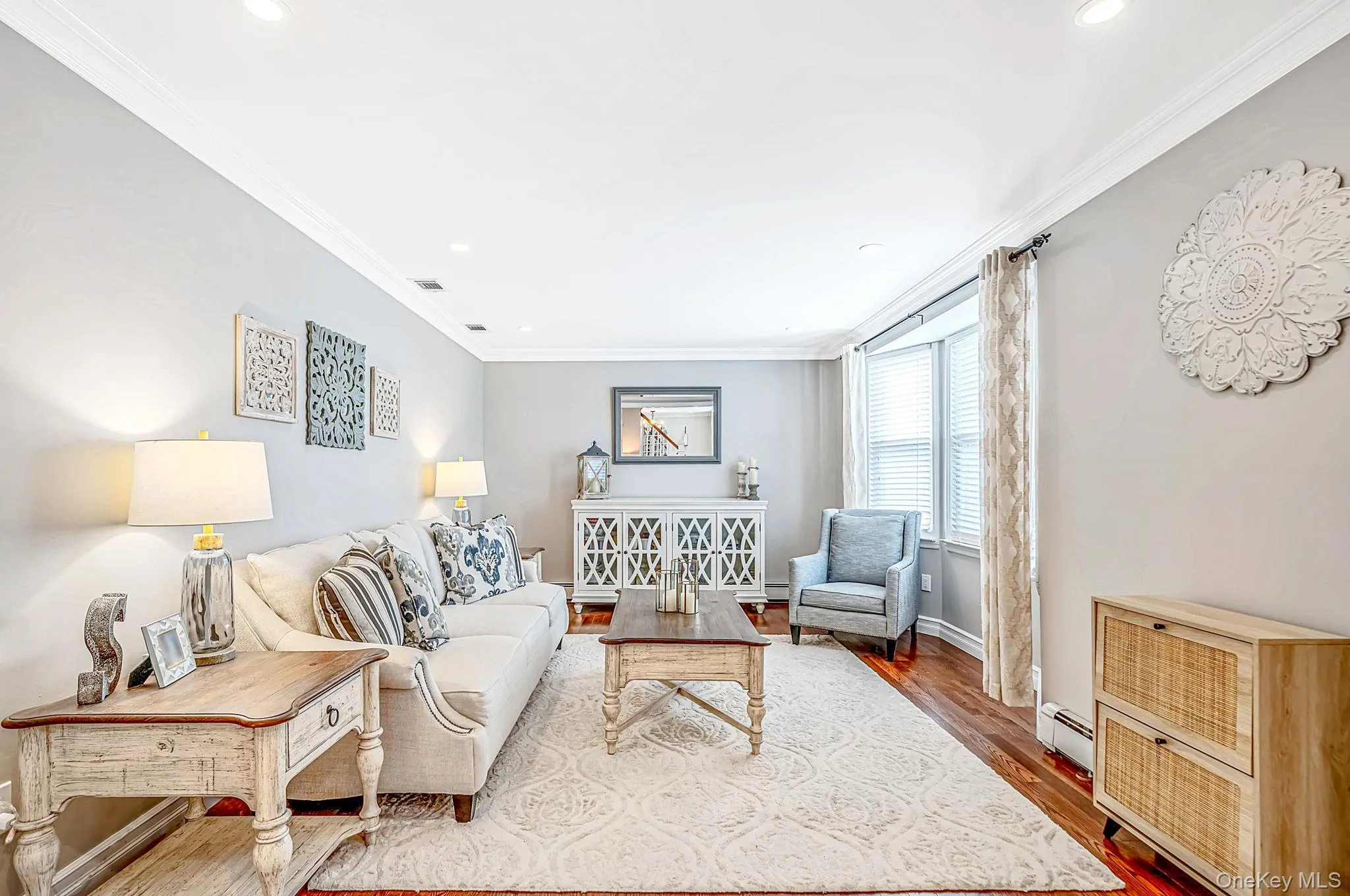 19 Pritchard Crescent, Brookhaven, NY, 4 Bedrooms Bedrooms, 9 Rooms Rooms,2 BathroomsBathrooms,Residential,For Rent,Pritchard,0,1055277 19 Pritchard Crescent, Brookhaven, NY, 4 Bedrooms Bedrooms, 9 Rooms Rooms,2 BathroomsBathrooms,Residential,For Rent,Pritchard,0,1055277