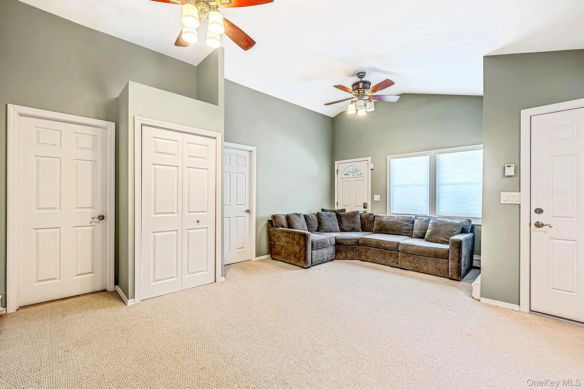 19 Pritchard Crescent, Brookhaven, NY, 4 Bedrooms Bedrooms, 9 Rooms Rooms,2 BathroomsBathrooms,Residential,For Rent,Pritchard,0,1055277 19 Pritchard Crescent, Brookhaven, NY, 4 Bedrooms Bedrooms, 9 Rooms Rooms,2 BathroomsBathrooms,Residential,For Rent,Pritchard,0,1055277