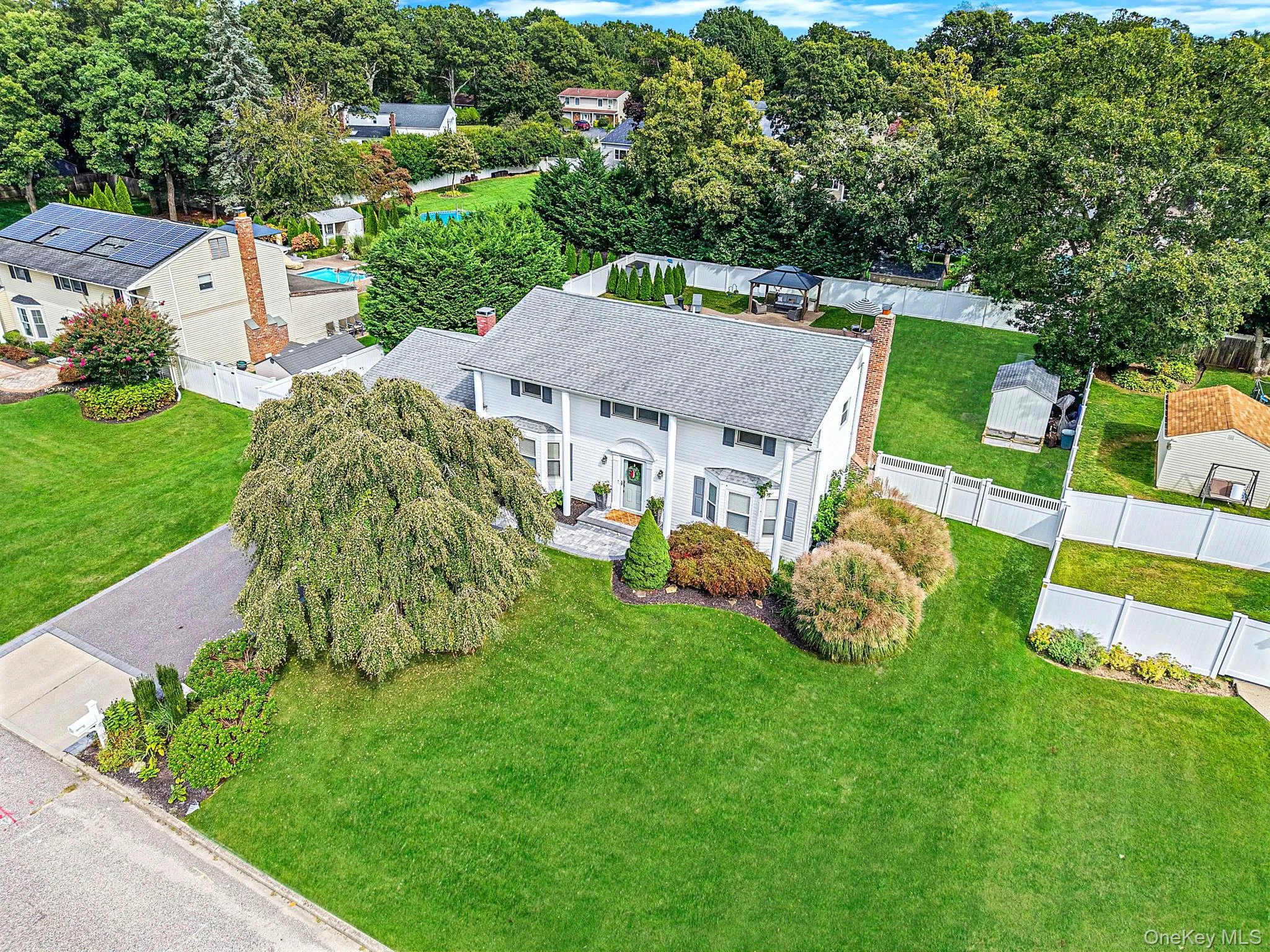 19 Pritchard Crescent, Brookhaven, NY, 4 Bedrooms Bedrooms, 9 Rooms Rooms,2 BathroomsBathrooms,Residential,For Rent,Pritchard,0,1055277 19 Pritchard Crescent, Brookhaven, NY, 4 Bedrooms Bedrooms, 9 Rooms Rooms,2 BathroomsBathrooms,Residential,For Rent,Pritchard,0,1055277