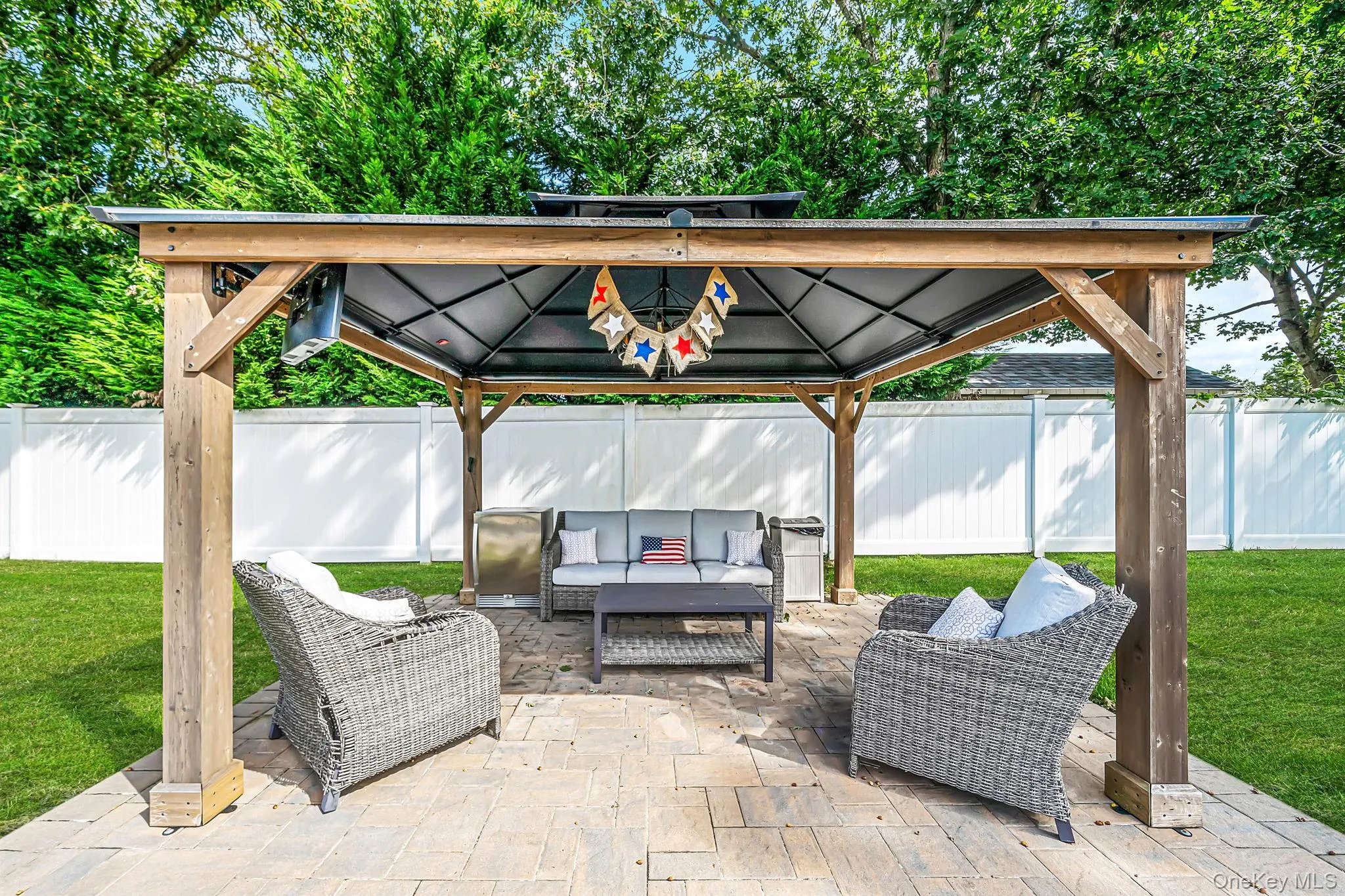19 Pritchard Crescent, Brookhaven, NY, 4 Bedrooms Bedrooms, 9 Rooms Rooms,2 BathroomsBathrooms,Residential,For Rent,Pritchard,0,1055277 19 Pritchard Crescent, Brookhaven, NY, 4 Bedrooms Bedrooms, 9 Rooms Rooms,2 BathroomsBathrooms,Residential,For Rent,Pritchard,0,1055277
