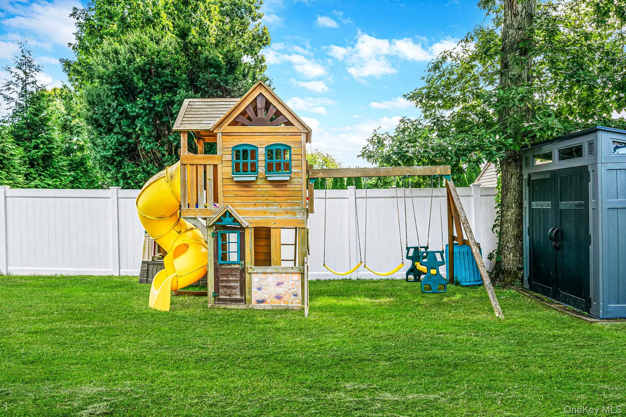 19 Pritchard Crescent, Brookhaven, NY, 4 Bedrooms Bedrooms, 9 Rooms Rooms,2 BathroomsBathrooms,Residential,For Rent,Pritchard,0,1055277 19 Pritchard Crescent, Brookhaven, NY, 4 Bedrooms Bedrooms, 9 Rooms Rooms,2 BathroomsBathrooms,Residential,For Rent,Pritchard,0,1055277