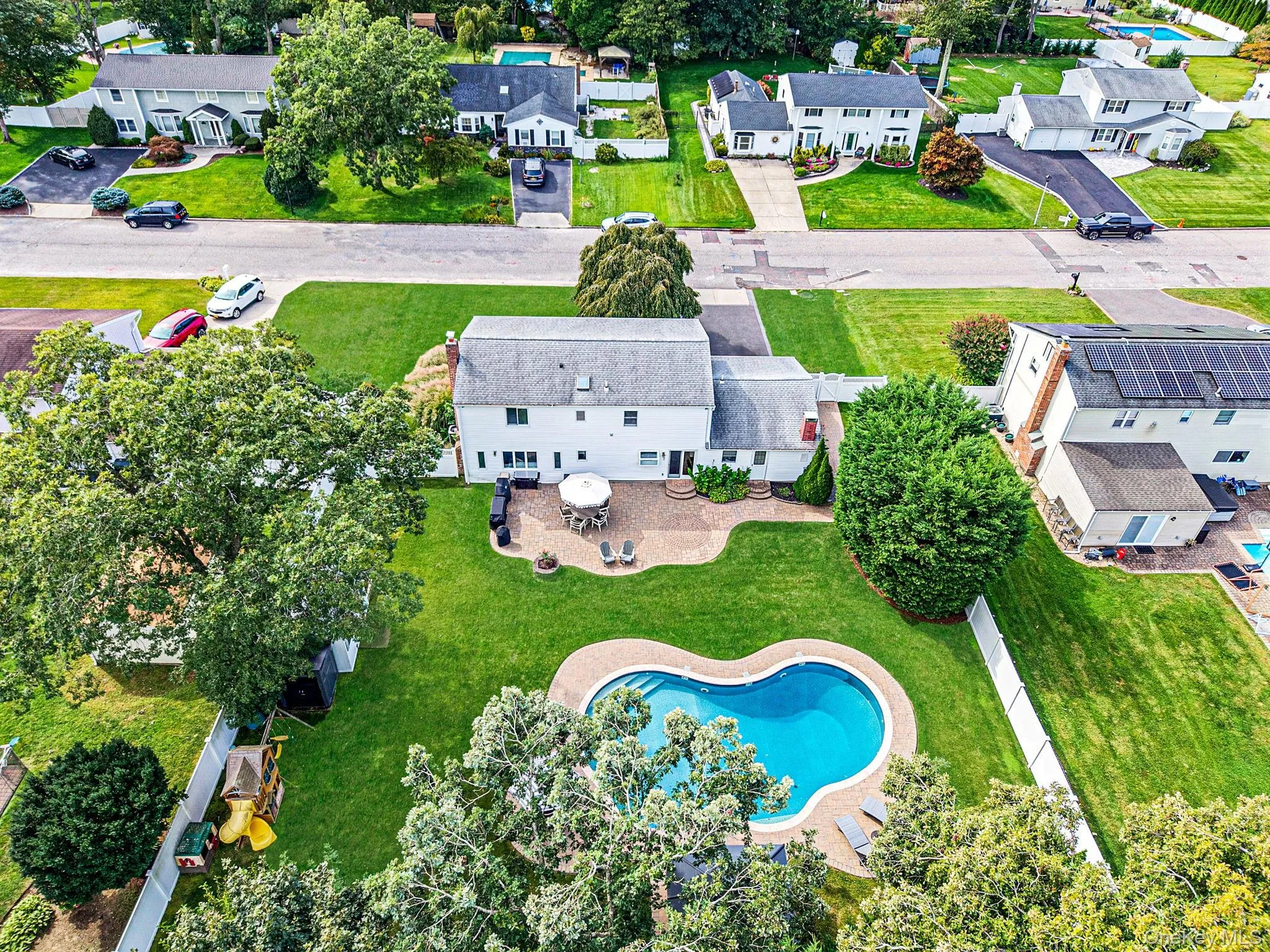 19 Pritchard Crescent, Brookhaven, NY, 4 Bedrooms Bedrooms, 9 Rooms Rooms,2 BathroomsBathrooms,Residential,For Rent,Pritchard,0,1055277 19 Pritchard Crescent, Brookhaven, NY, 4 Bedrooms Bedrooms, 9 Rooms Rooms,2 BathroomsBathrooms,Residential,For Rent,Pritchard,0,1055277