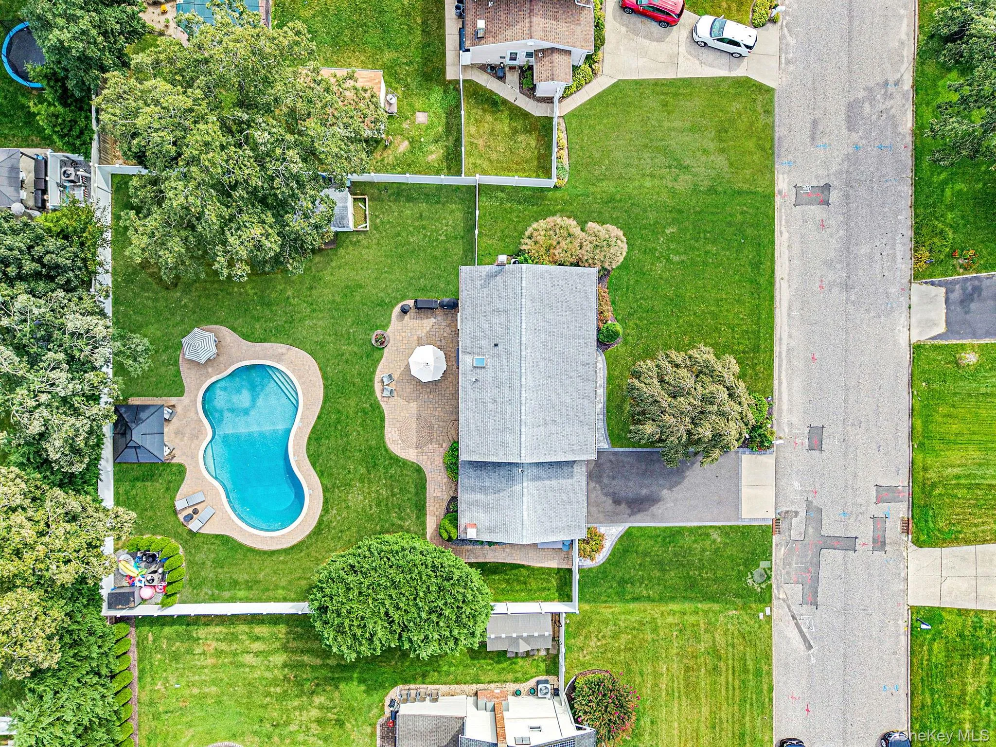 19 Pritchard Crescent, Brookhaven, NY, 4 Bedrooms Bedrooms, 9 Rooms Rooms,2 BathroomsBathrooms,Residential,For Rent,Pritchard,0,1055277 19 Pritchard Crescent, Brookhaven, NY, 4 Bedrooms Bedrooms, 9 Rooms Rooms,2 BathroomsBathrooms,Residential,For Rent,Pritchard,0,1055277
