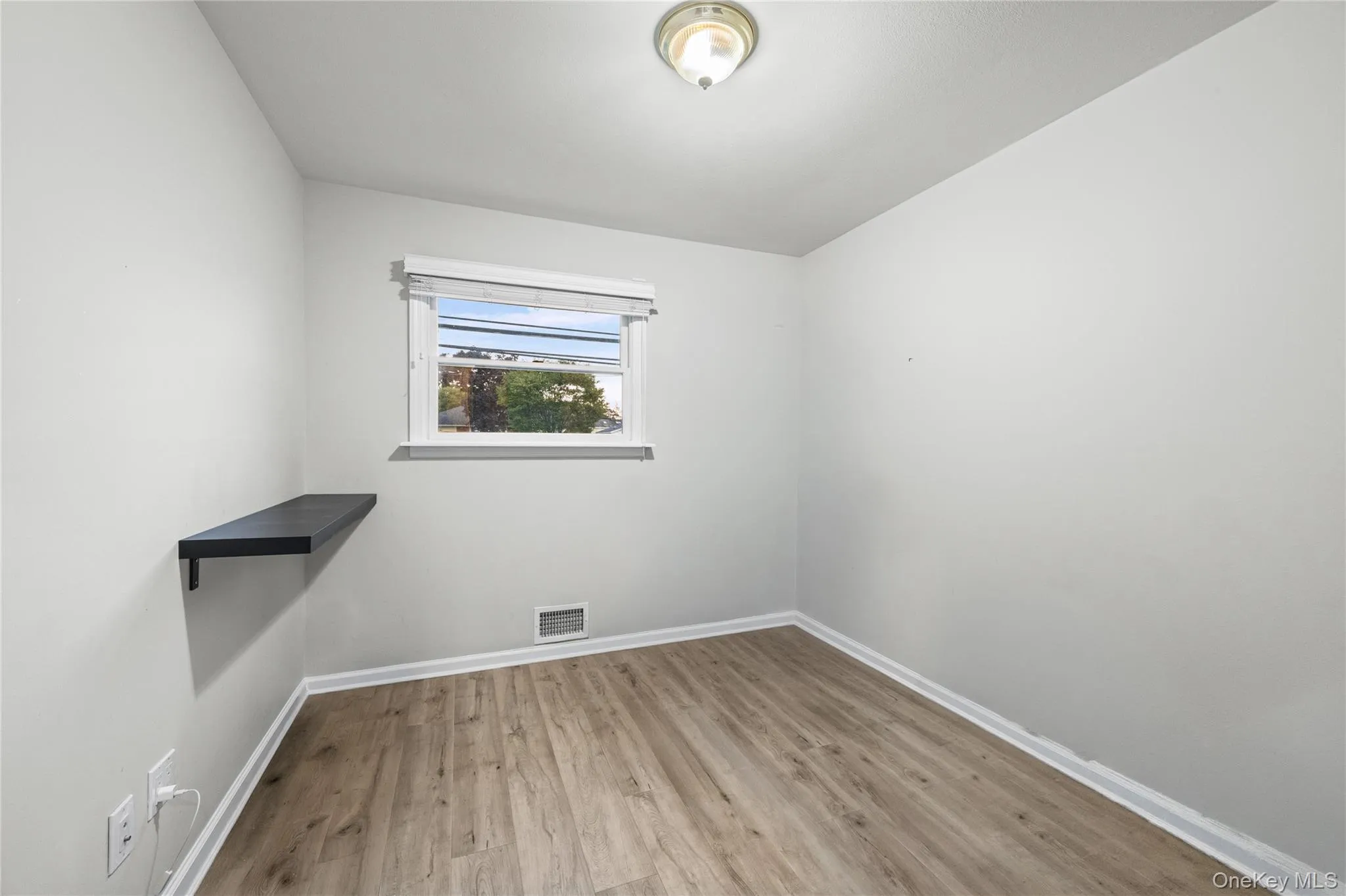 492 Connetquot Avenue, Islip, NY, 3 Bedrooms Bedrooms, 7 Rooms Rooms,1 BathroomBathrooms,Residential,For Rent,Connetquot,0,1055286 492 Connetquot Avenue, Islip, NY, 3 Bedrooms Bedrooms, 7 Rooms Rooms,1 BathroomBathrooms,Residential,For Rent,Connetquot,0,1055286