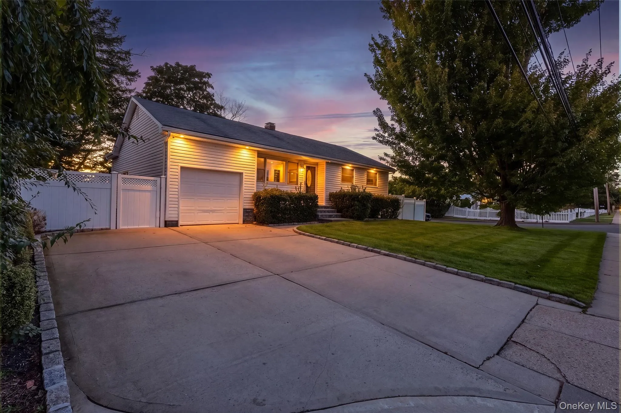 492 Connetquot Avenue, Islip, NY, 3 Bedrooms Bedrooms, 7 Rooms Rooms,1 BathroomBathrooms,Residential,For Rent,Connetquot,0,1055286 492 Connetquot Avenue, Islip, NY, 3 Bedrooms Bedrooms, 7 Rooms Rooms,1 BathroomBathrooms,Residential,For Rent,Connetquot,0,1055286