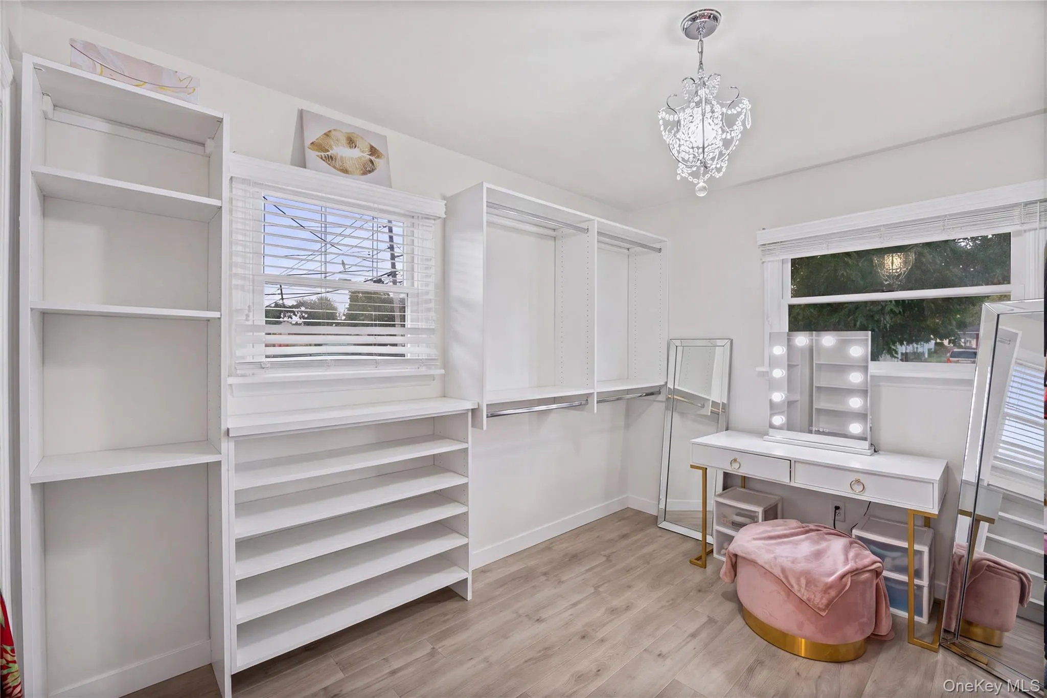 492 Connetquot Avenue, Islip, NY, 3 Bedrooms Bedrooms, 7 Rooms Rooms,1 BathroomBathrooms,Residential,For Rent,Connetquot,0,1055286 492 Connetquot Avenue, Islip, NY, 3 Bedrooms Bedrooms, 7 Rooms Rooms,1 BathroomBathrooms,Residential,For Rent,Connetquot,0,1055286