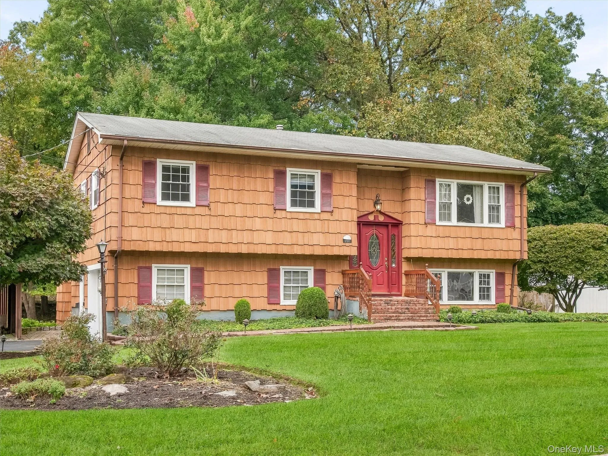 131 Sleepy Hollow Lane, Clarkstown, NY, 4 Bedrooms Bedrooms, 11 Rooms Rooms,1 BathroomBathrooms,Residential,For Rent,Sleepy Hollow,0,1055288 131 Sleepy Hollow Lane, Clarkstown, NY, 4 Bedrooms Bedrooms, 11 Rooms Rooms,1 BathroomBathrooms,Residential,For Rent,Sleepy Hollow,0,1055288