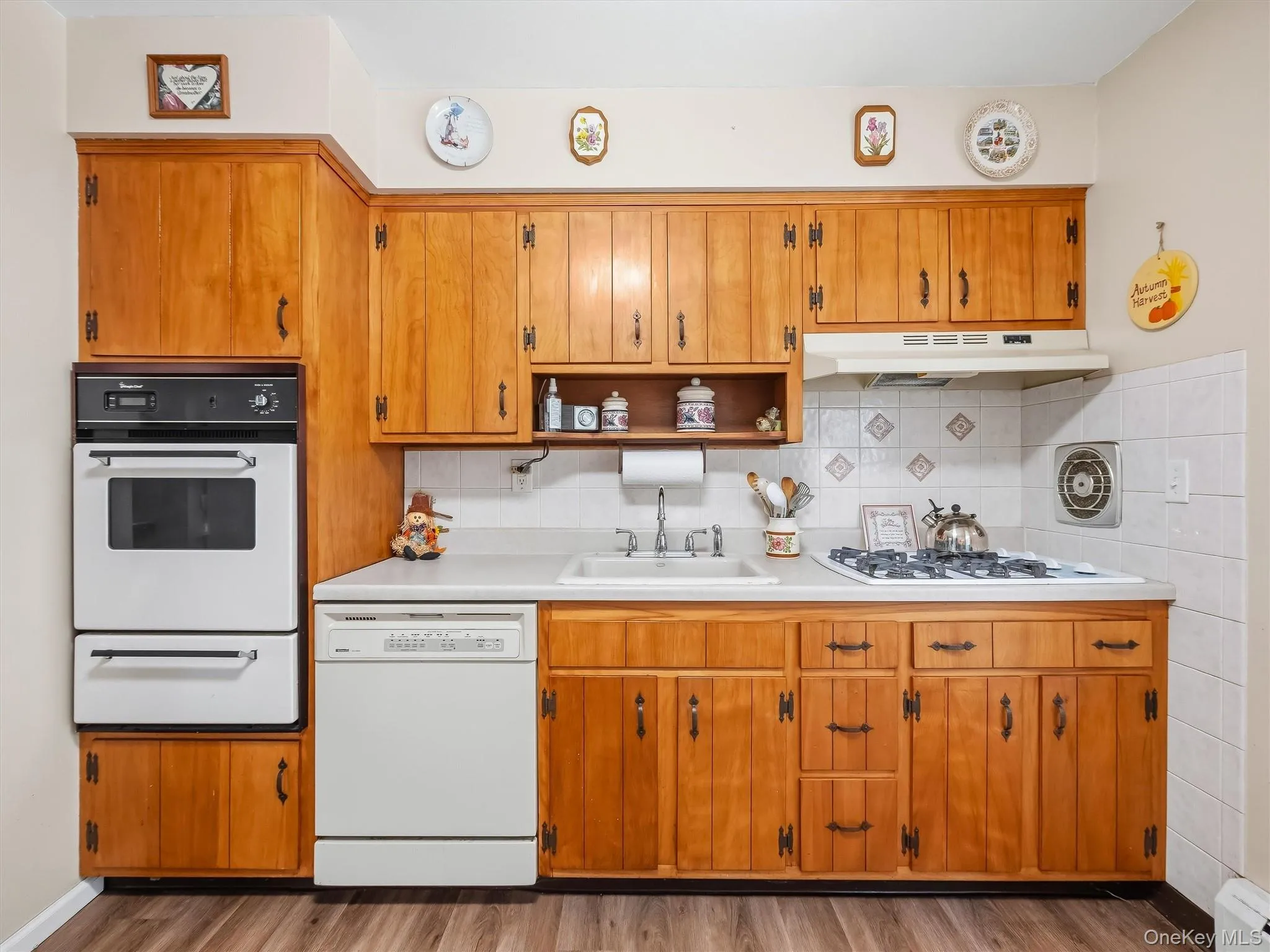 131 Sleepy Hollow Lane, Clarkstown, NY, 4 Bedrooms Bedrooms, 11 Rooms Rooms,1 BathroomBathrooms,Residential,For Rent,Sleepy Hollow,0,1055288 131 Sleepy Hollow Lane, Clarkstown, NY, 4 Bedrooms Bedrooms, 11 Rooms Rooms,1 BathroomBathrooms,Residential,For Rent,Sleepy Hollow,0,1055288