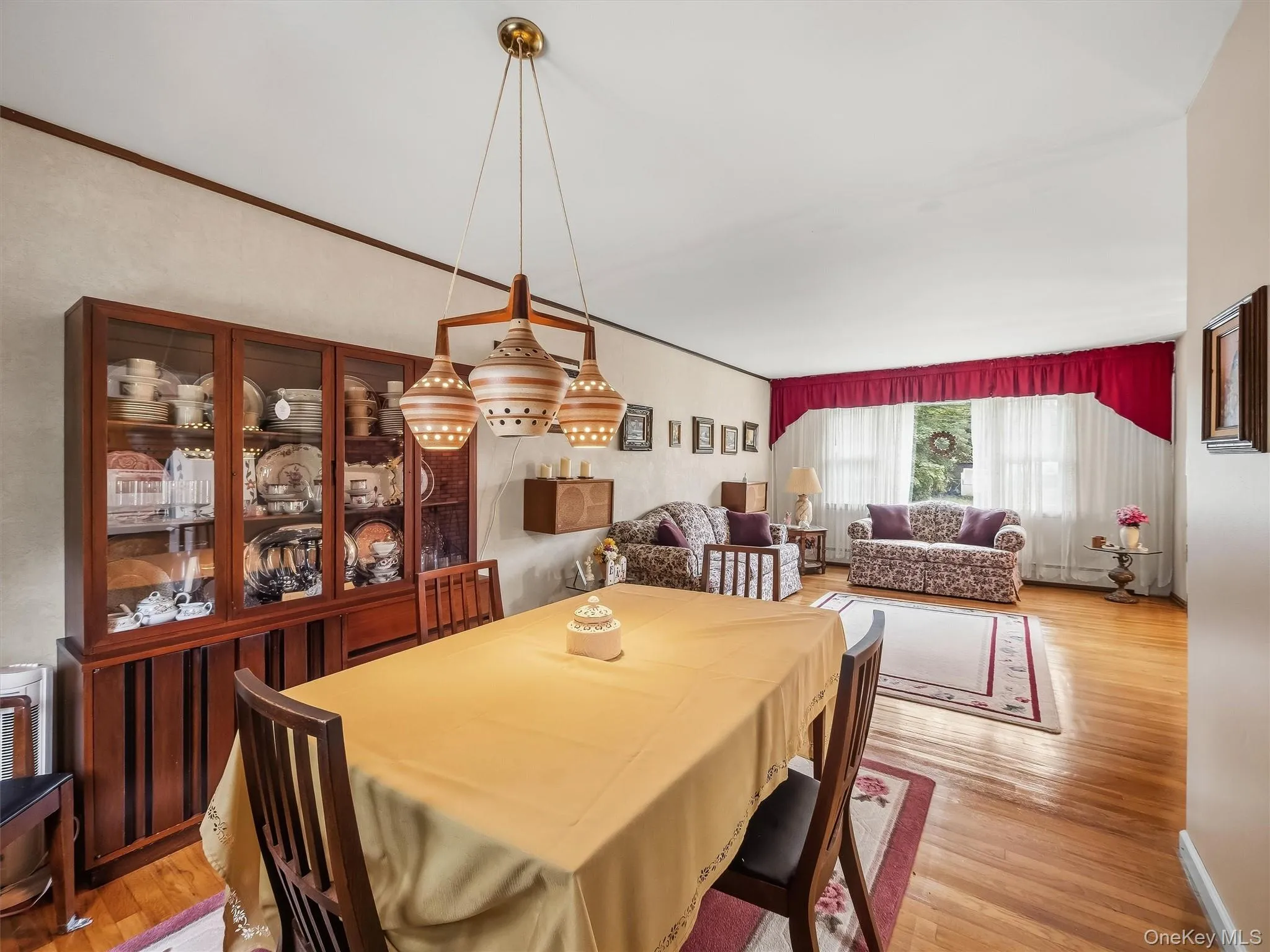 131 Sleepy Hollow Lane, Clarkstown, NY, 4 Bedrooms Bedrooms, 11 Rooms Rooms,1 BathroomBathrooms,Residential,For Rent,Sleepy Hollow,0,1055288 131 Sleepy Hollow Lane, Clarkstown, NY, 4 Bedrooms Bedrooms, 11 Rooms Rooms,1 BathroomBathrooms,Residential,For Rent,Sleepy Hollow,0,1055288
