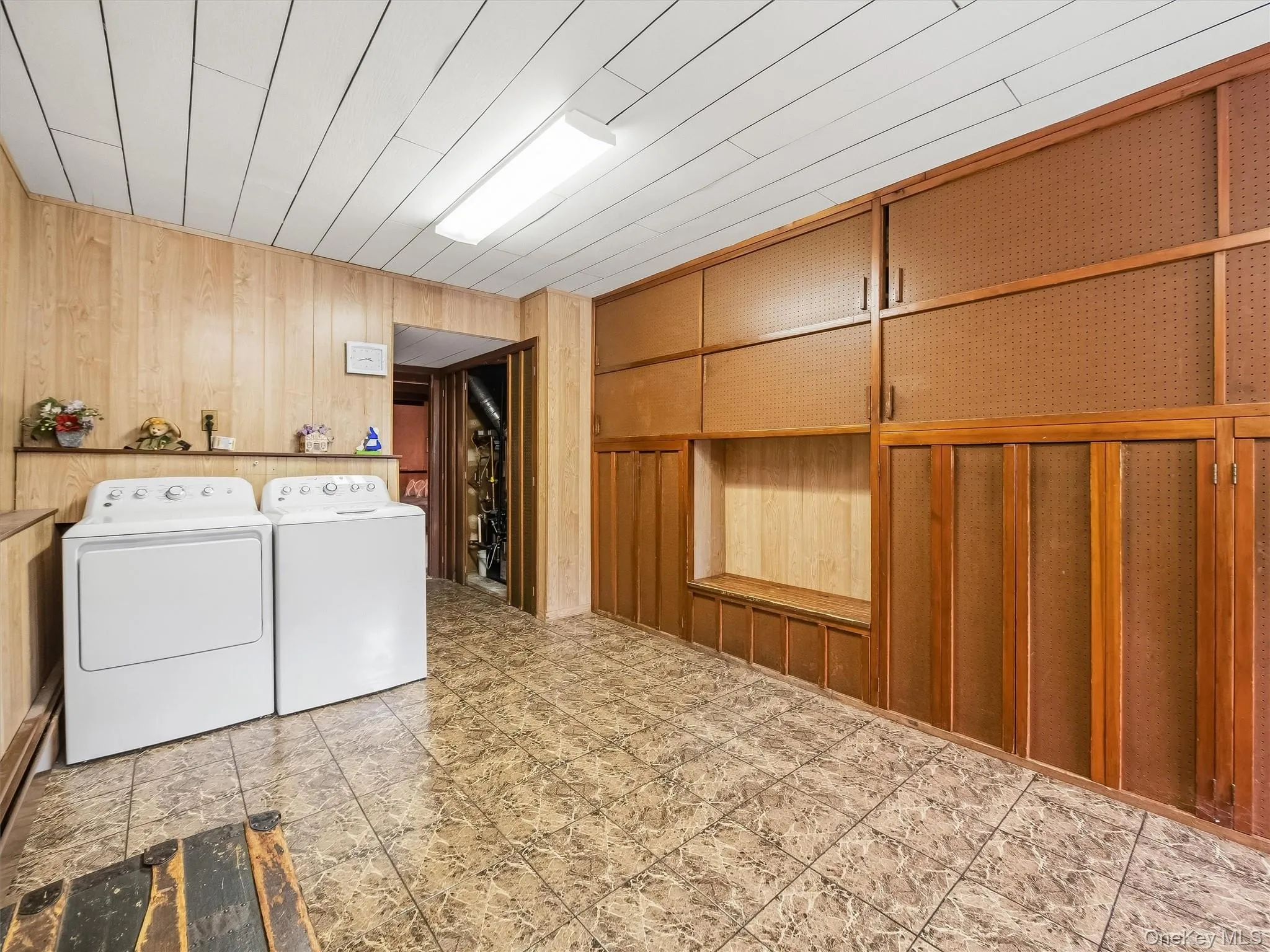 131 Sleepy Hollow Lane, Clarkstown, NY, 4 Bedrooms Bedrooms, 11 Rooms Rooms,1 BathroomBathrooms,Residential,For Rent,Sleepy Hollow,0,1055288 131 Sleepy Hollow Lane, Clarkstown, NY, 4 Bedrooms Bedrooms, 11 Rooms Rooms,1 BathroomBathrooms,Residential,For Rent,Sleepy Hollow,0,1055288