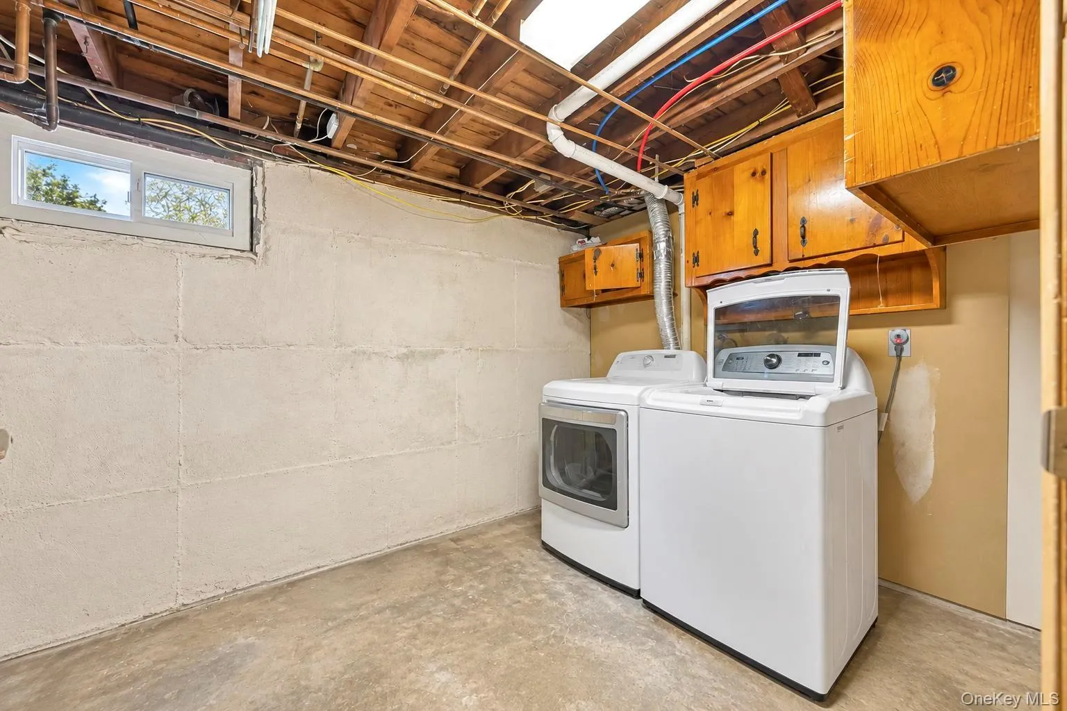 226 Walnut Street, Oyster Bay, NY, 5 Bedrooms Bedrooms, 10 Rooms Rooms,2 BathroomsBathrooms,Residential,For Rent,Walnut,0,1055290 226 Walnut Street, Oyster Bay, NY, 5 Bedrooms Bedrooms, 10 Rooms Rooms,2 BathroomsBathrooms,Residential,For Rent,Walnut,0,1055290