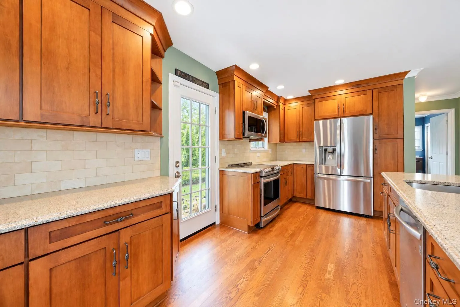 226 Walnut Street, Oyster Bay, NY, 5 Bedrooms Bedrooms, 10 Rooms Rooms,2 BathroomsBathrooms,Residential,For Rent,Walnut,0,1055290 226 Walnut Street, Oyster Bay, NY, 5 Bedrooms Bedrooms, 10 Rooms Rooms,2 BathroomsBathrooms,Residential,For Rent,Walnut,0,1055290