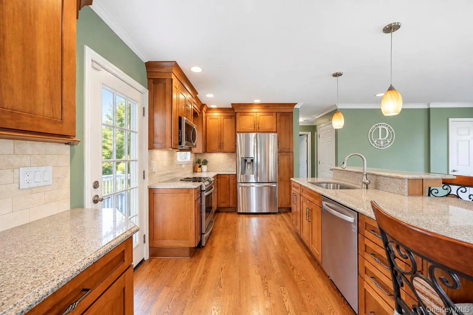 226 Walnut Street, Oyster Bay, NY, 5 Bedrooms Bedrooms, 10 Rooms Rooms,2 BathroomsBathrooms,Residential,For Rent,Walnut,0,1055290 226 Walnut Street, Oyster Bay, NY, 5 Bedrooms Bedrooms, 10 Rooms Rooms,2 BathroomsBathrooms,Residential,For Rent,Walnut,0,1055290