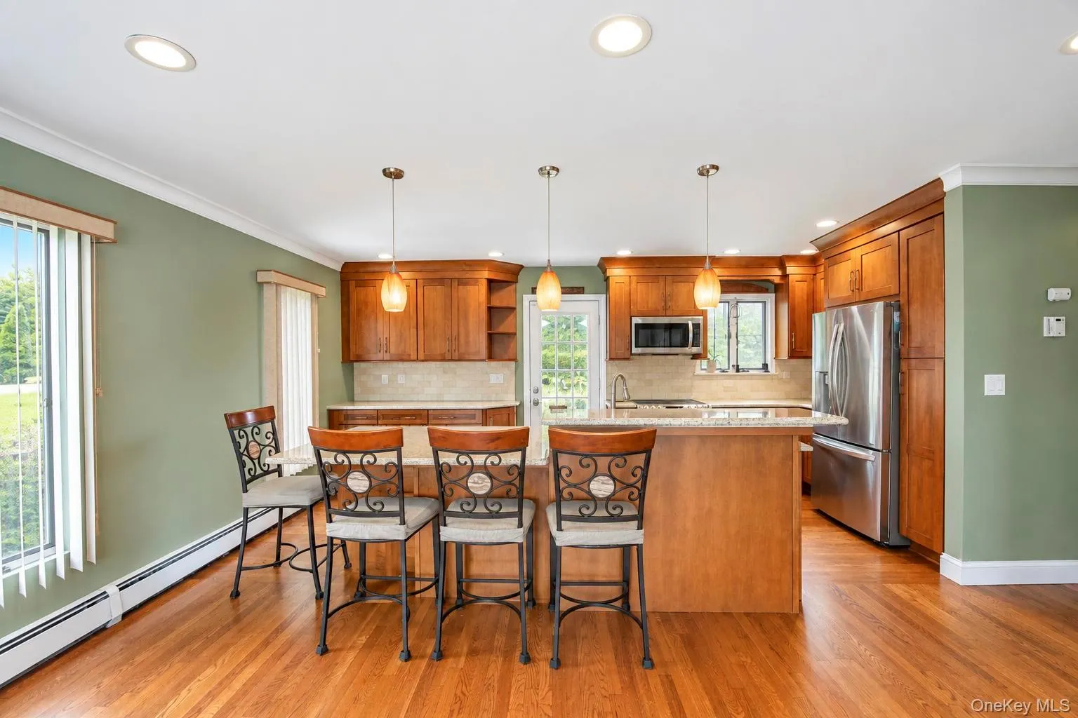 226 Walnut Street, Oyster Bay, NY, 5 Bedrooms Bedrooms, 10 Rooms Rooms,2 BathroomsBathrooms,Residential,For Rent,Walnut,0,1055290 226 Walnut Street, Oyster Bay, NY, 5 Bedrooms Bedrooms, 10 Rooms Rooms,2 BathroomsBathrooms,Residential,For Rent,Walnut,0,1055290