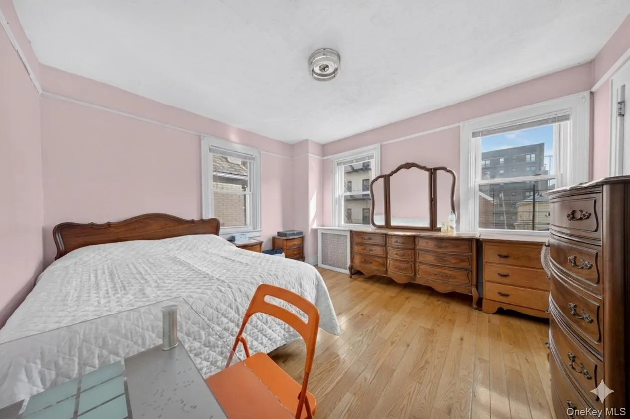 4084 Denman Street, New York, NY, 4 Bedrooms Bedrooms, 8 Rooms Rooms,2 BathroomsBathrooms,Residential,For Rent,Denman,0,1055293 4084 Denman Street, New York, NY, 4 Bedrooms Bedrooms, 8 Rooms Rooms,2 BathroomsBathrooms,Residential,For Rent,Denman,0,1055293