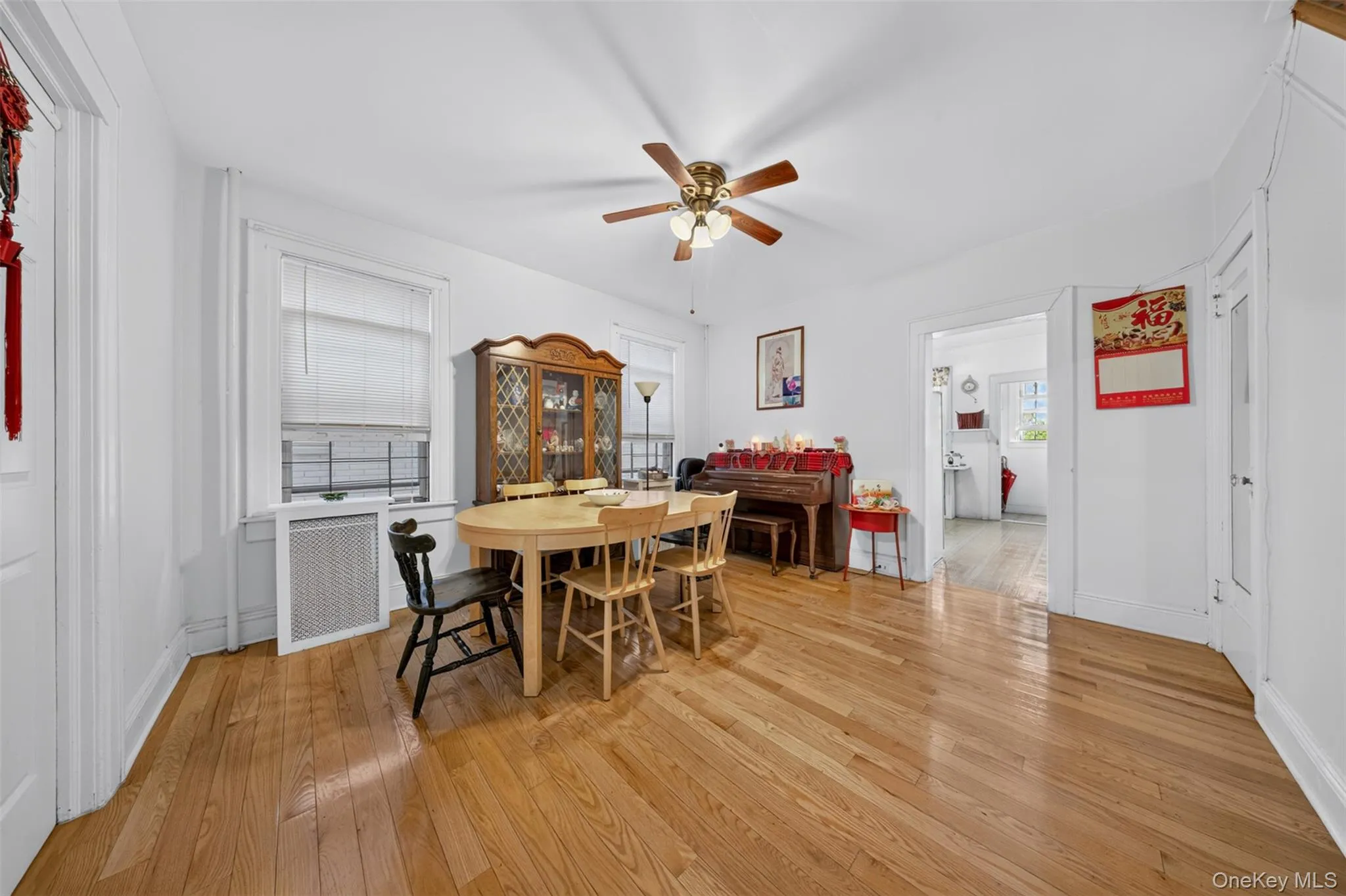 4084 Denman Street, New York, NY, 4 Bedrooms Bedrooms, 8 Rooms Rooms,2 BathroomsBathrooms,Residential,For Rent,Denman,0,1055293 4084 Denman Street, New York, NY, 4 Bedrooms Bedrooms, 8 Rooms Rooms,2 BathroomsBathrooms,Residential,For Rent,Denman,0,1055293