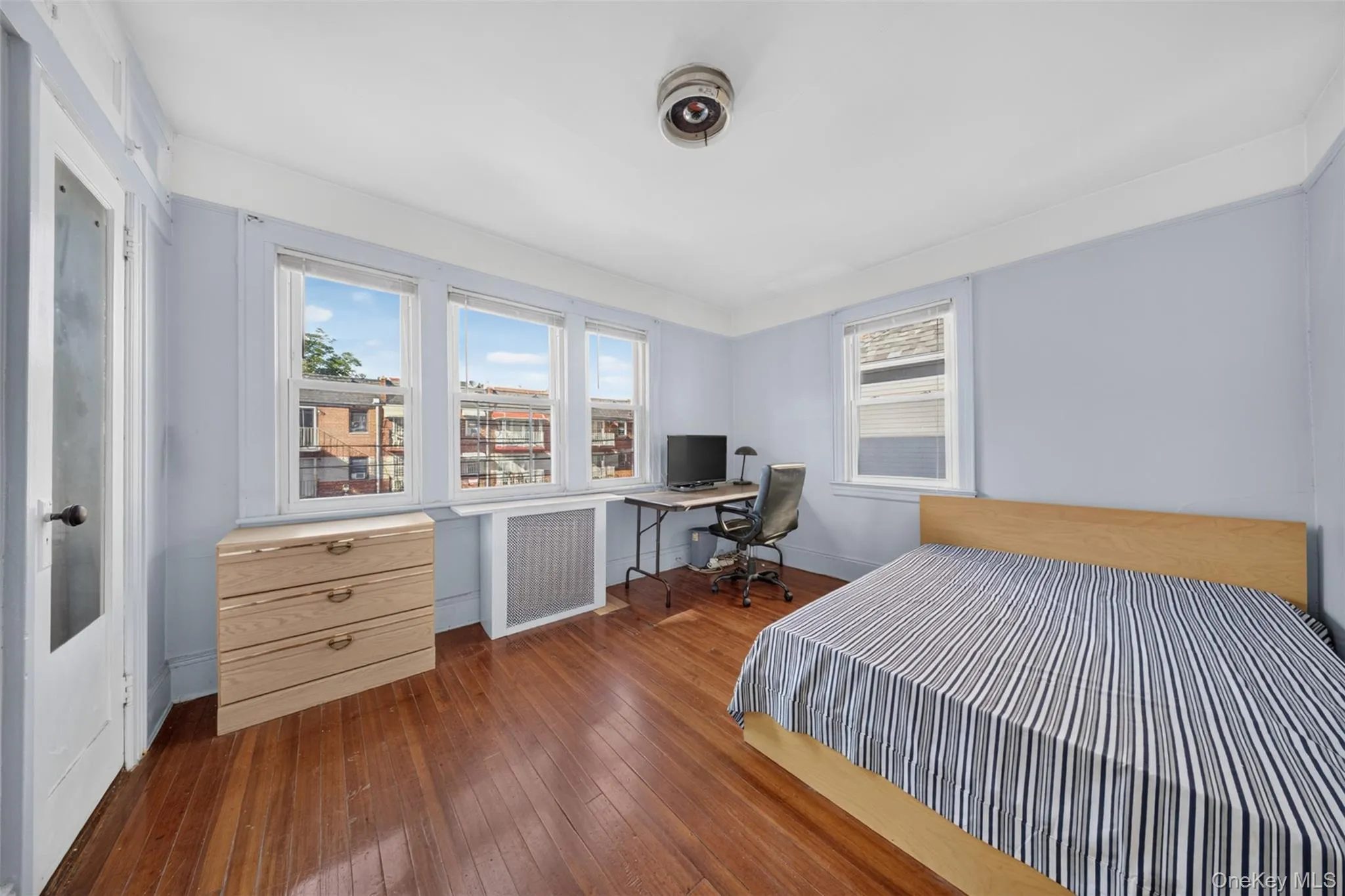4084 Denman Street, New York, NY, 4 Bedrooms Bedrooms, 8 Rooms Rooms,2 BathroomsBathrooms,Residential,For Rent,Denman,0,1055293 4084 Denman Street, New York, NY, 4 Bedrooms Bedrooms, 8 Rooms Rooms,2 BathroomsBathrooms,Residential,For Rent,Denman,0,1055293