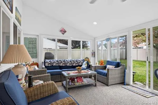 35 Hedge Lane, Hempstead, NY, 3 Bedrooms Bedrooms, 5 Rooms Rooms,1 BathroomBathrooms,Residential,For Rent,Hedge,0,1055295 35 Hedge Lane, Hempstead, NY, 3 Bedrooms Bedrooms, 5 Rooms Rooms,1 BathroomBathrooms,Residential,For Rent,Hedge,0,1055295