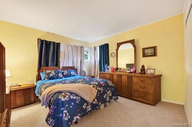 35 Hedge Lane, Hempstead, NY, 3 Bedrooms Bedrooms, 5 Rooms Rooms,1 BathroomBathrooms,Residential,For Rent,Hedge,0,1055295 35 Hedge Lane, Hempstead, NY, 3 Bedrooms Bedrooms, 5 Rooms Rooms,1 BathroomBathrooms,Residential,For Rent,Hedge,0,1055295